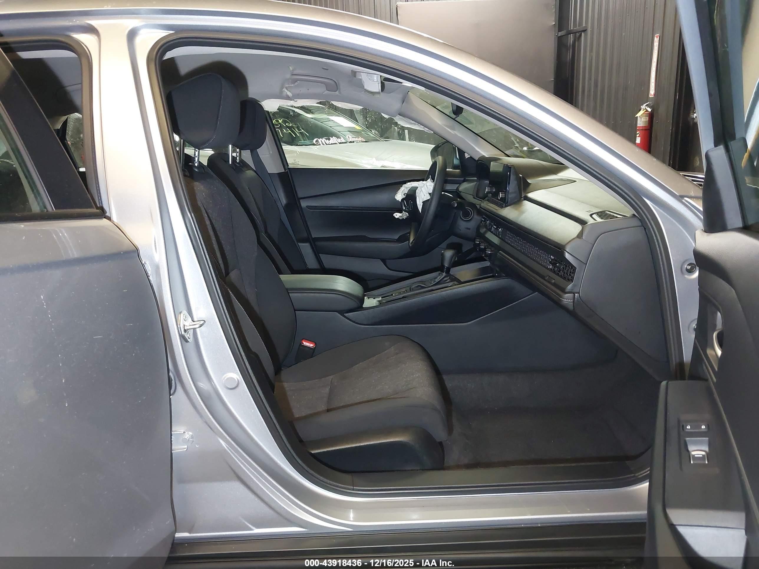 HONDA ACCORD image 5