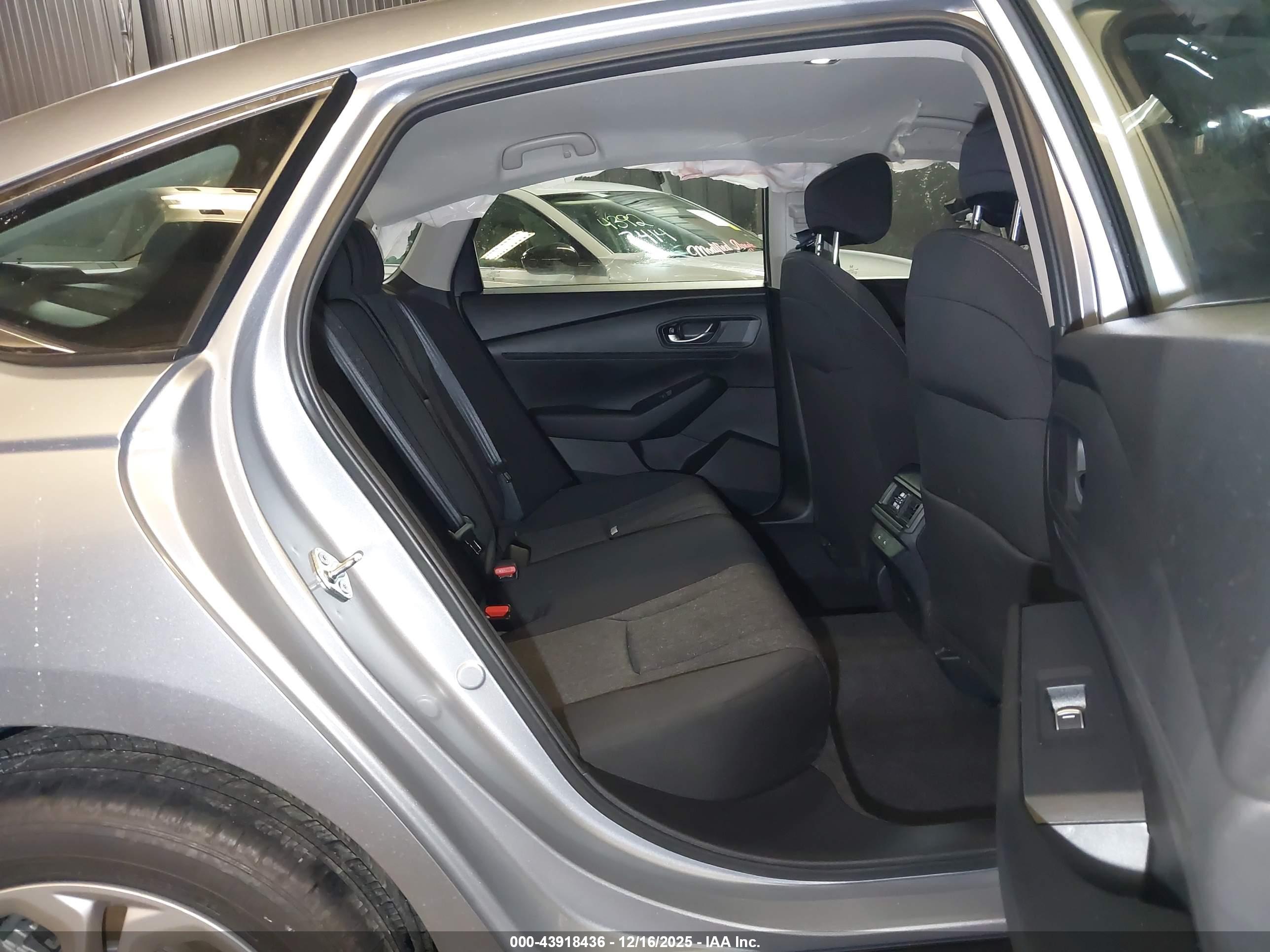 HONDA ACCORD image 8