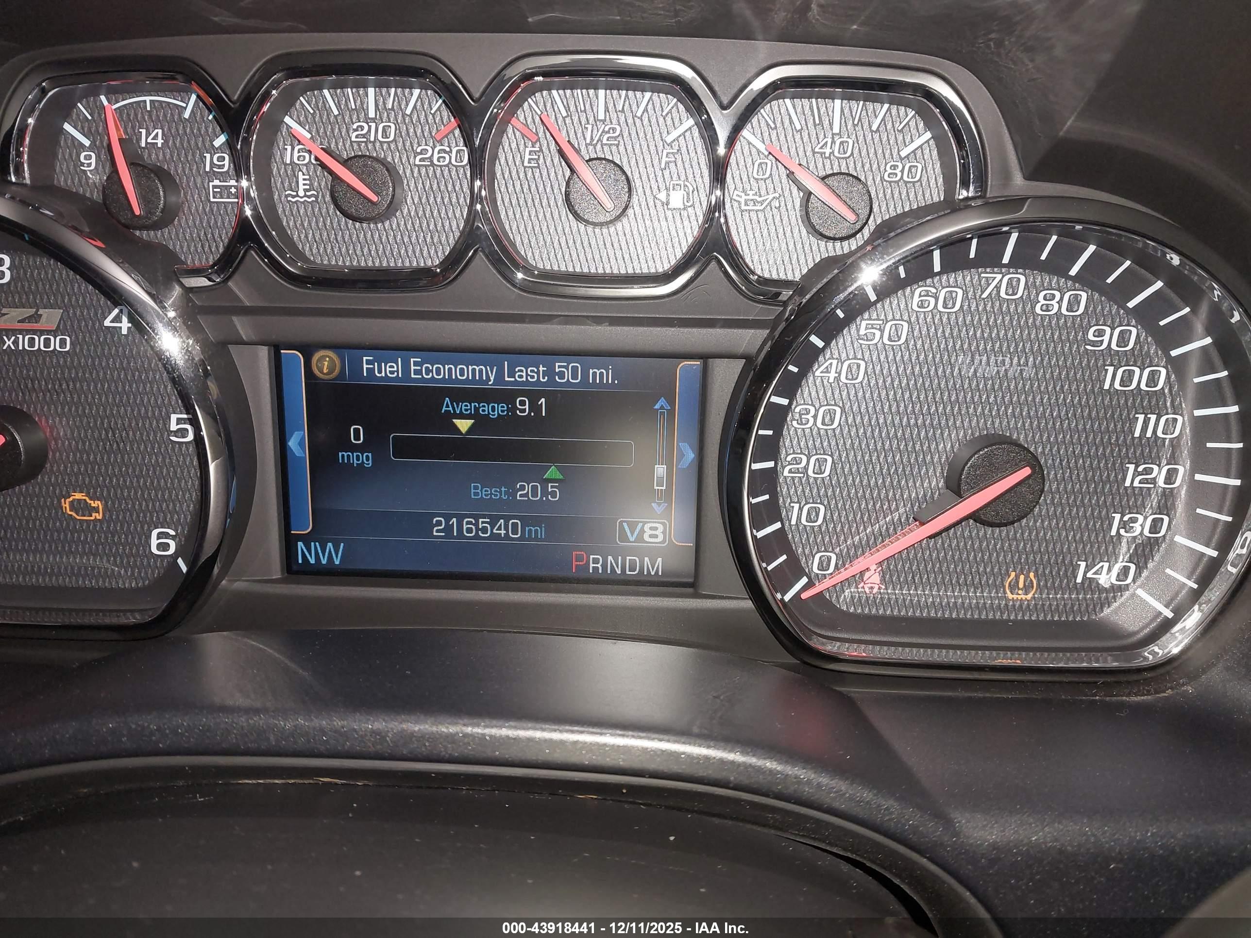 CHEVROLET SILVERADO image 7