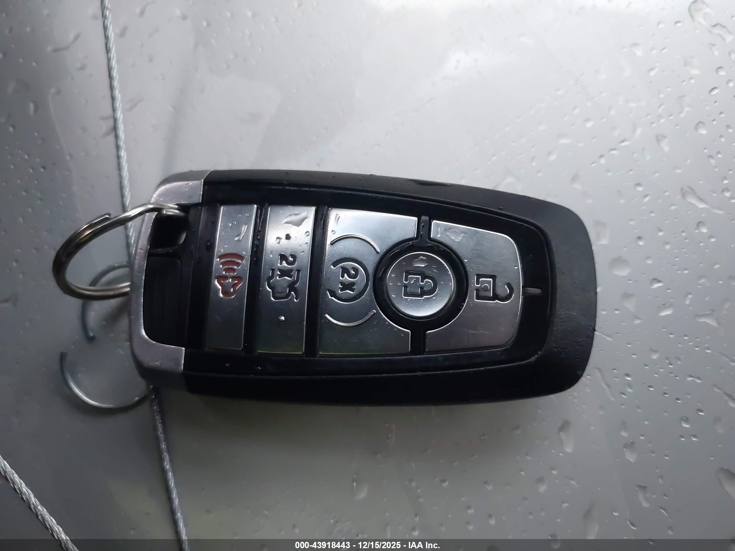 FORD EDGE image 11