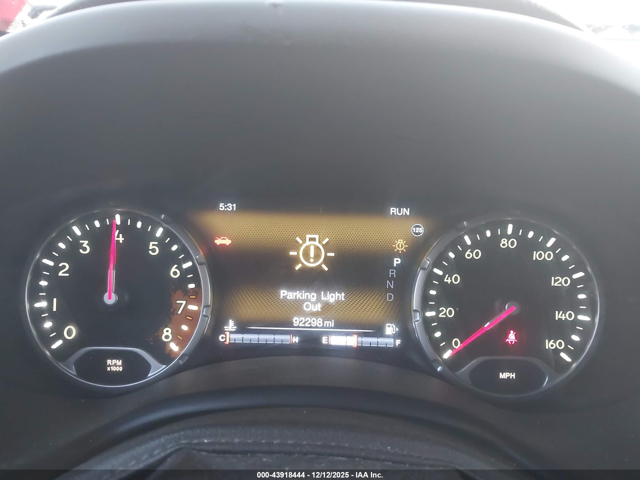 JEEP RENEGADE image 7