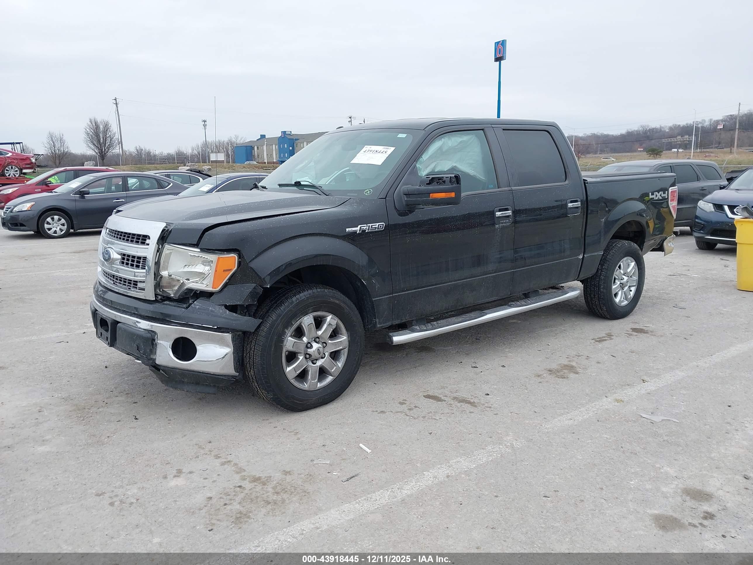 FORD F-150 image 2