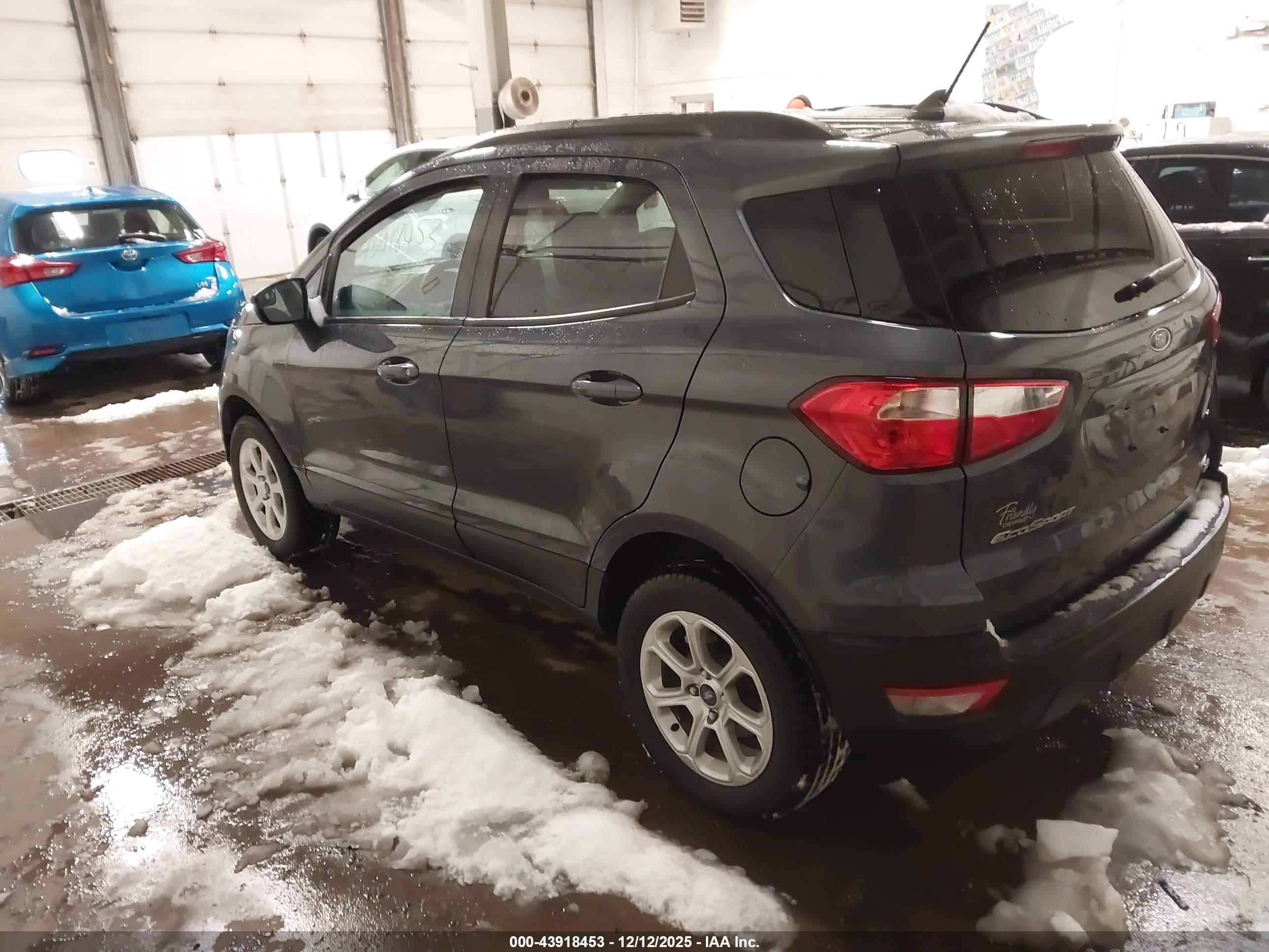 FORD ECOSPORT image 3