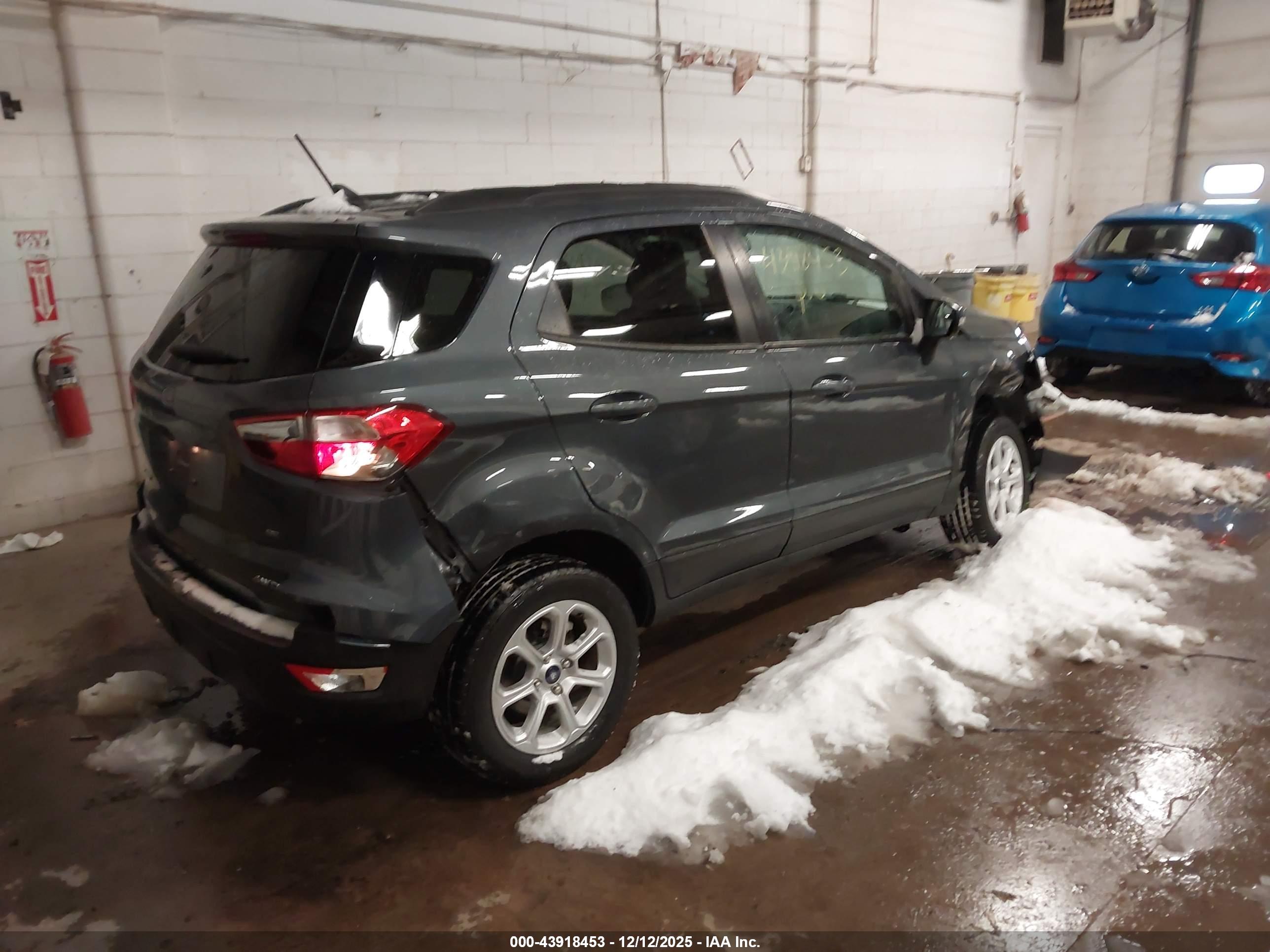 FORD ECOSPORT image 4