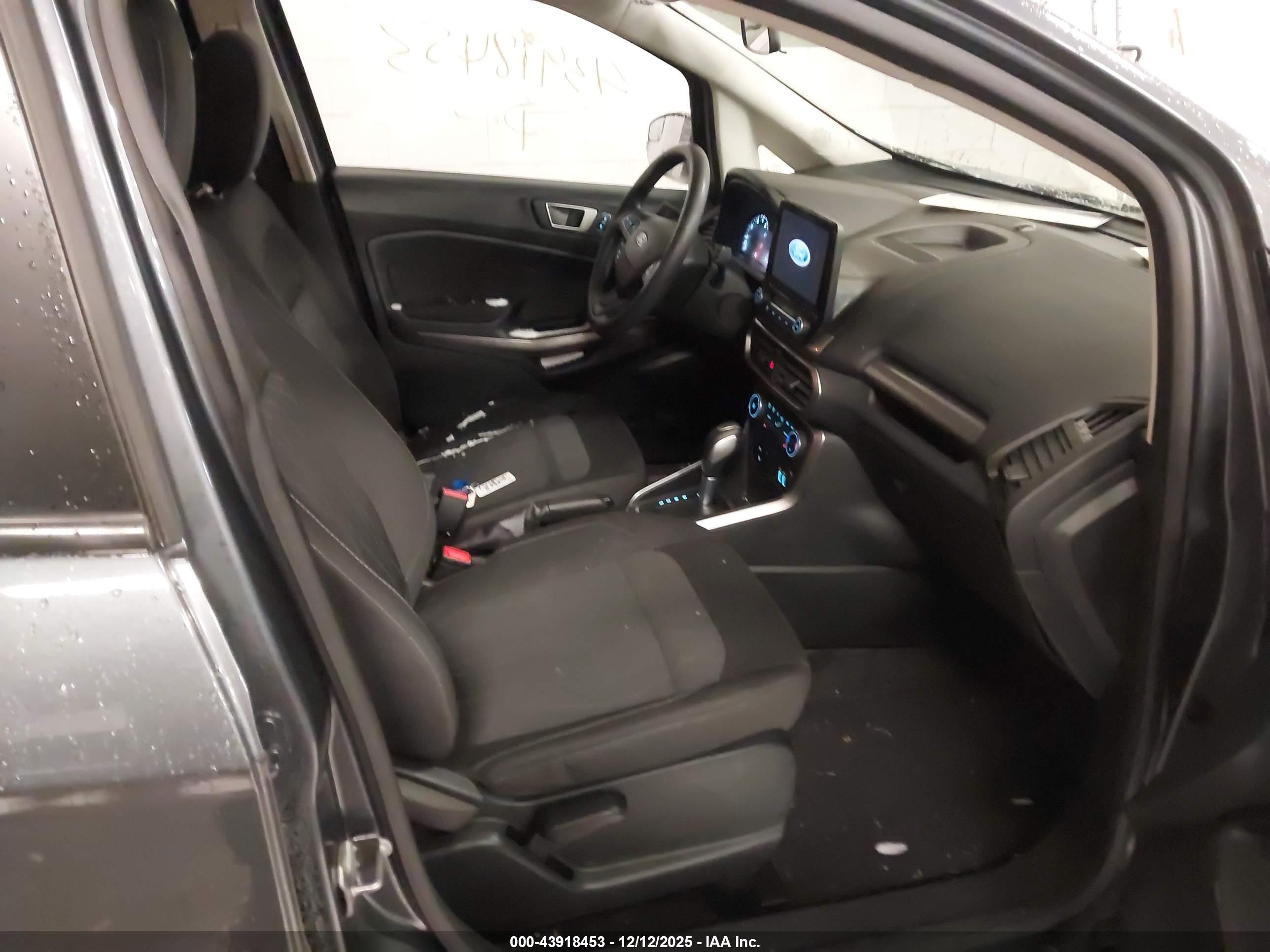 FORD ECOSPORT image 5