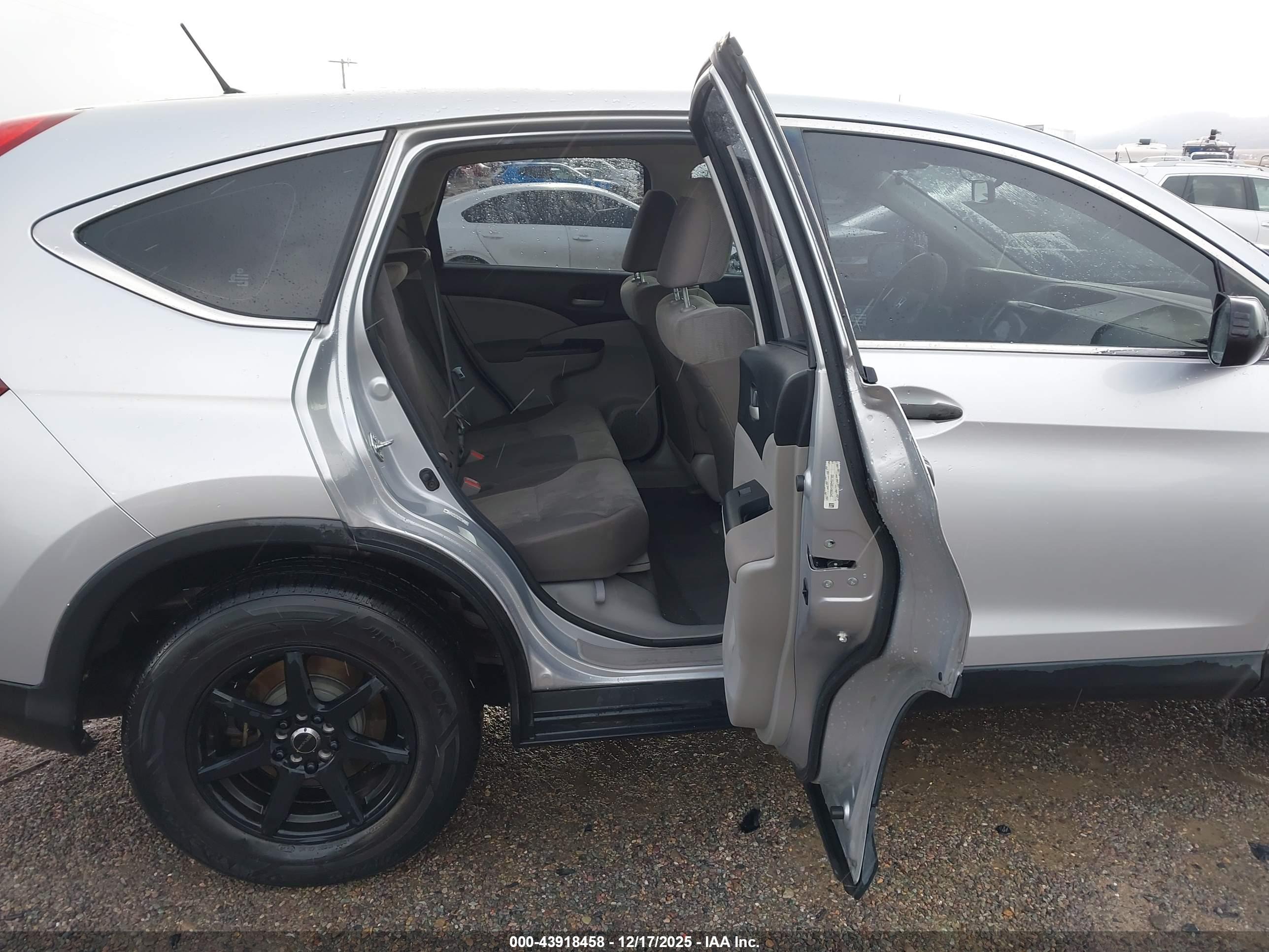 HONDA CR-V image 8