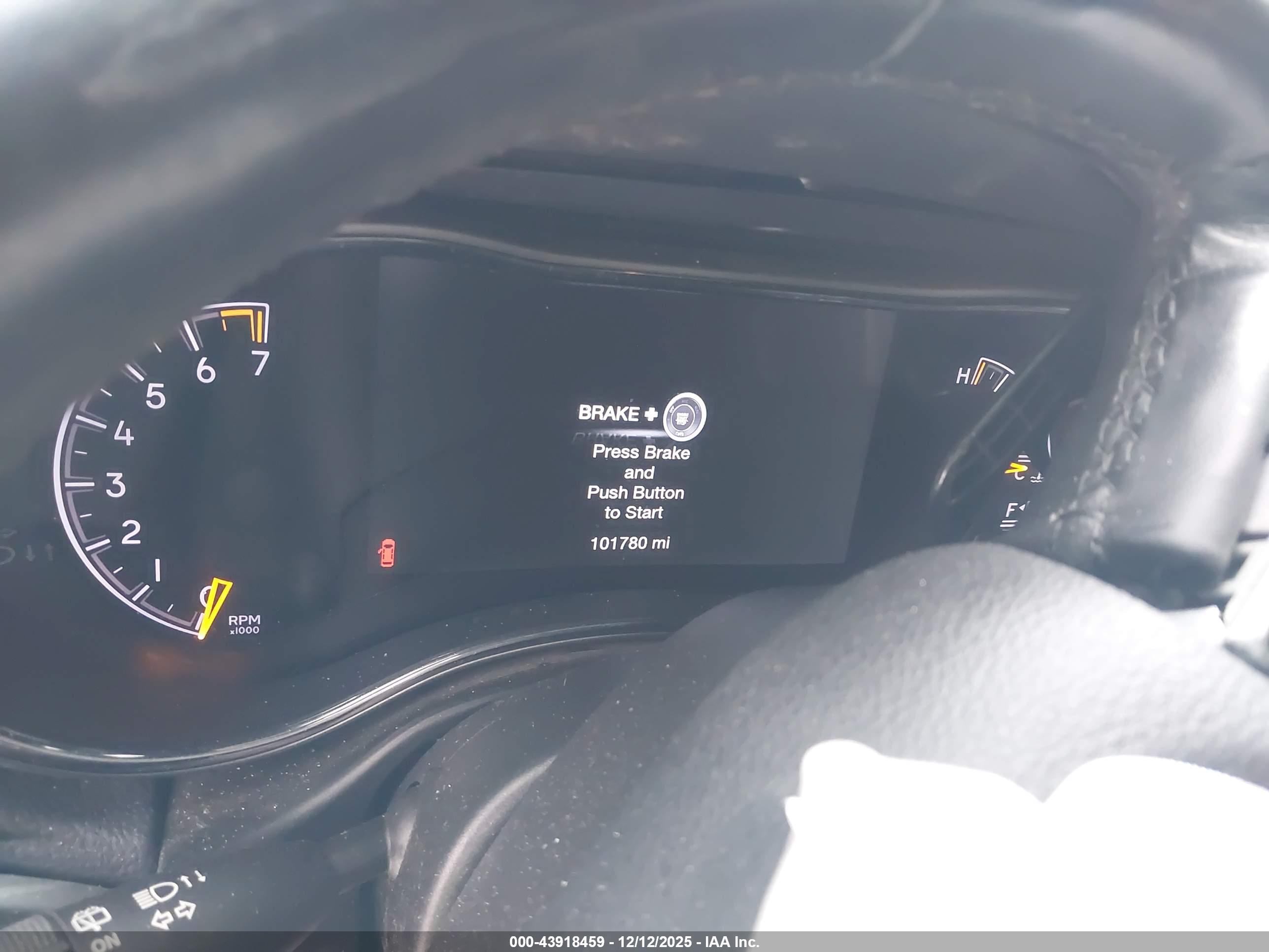 JEEP GRAND image 7