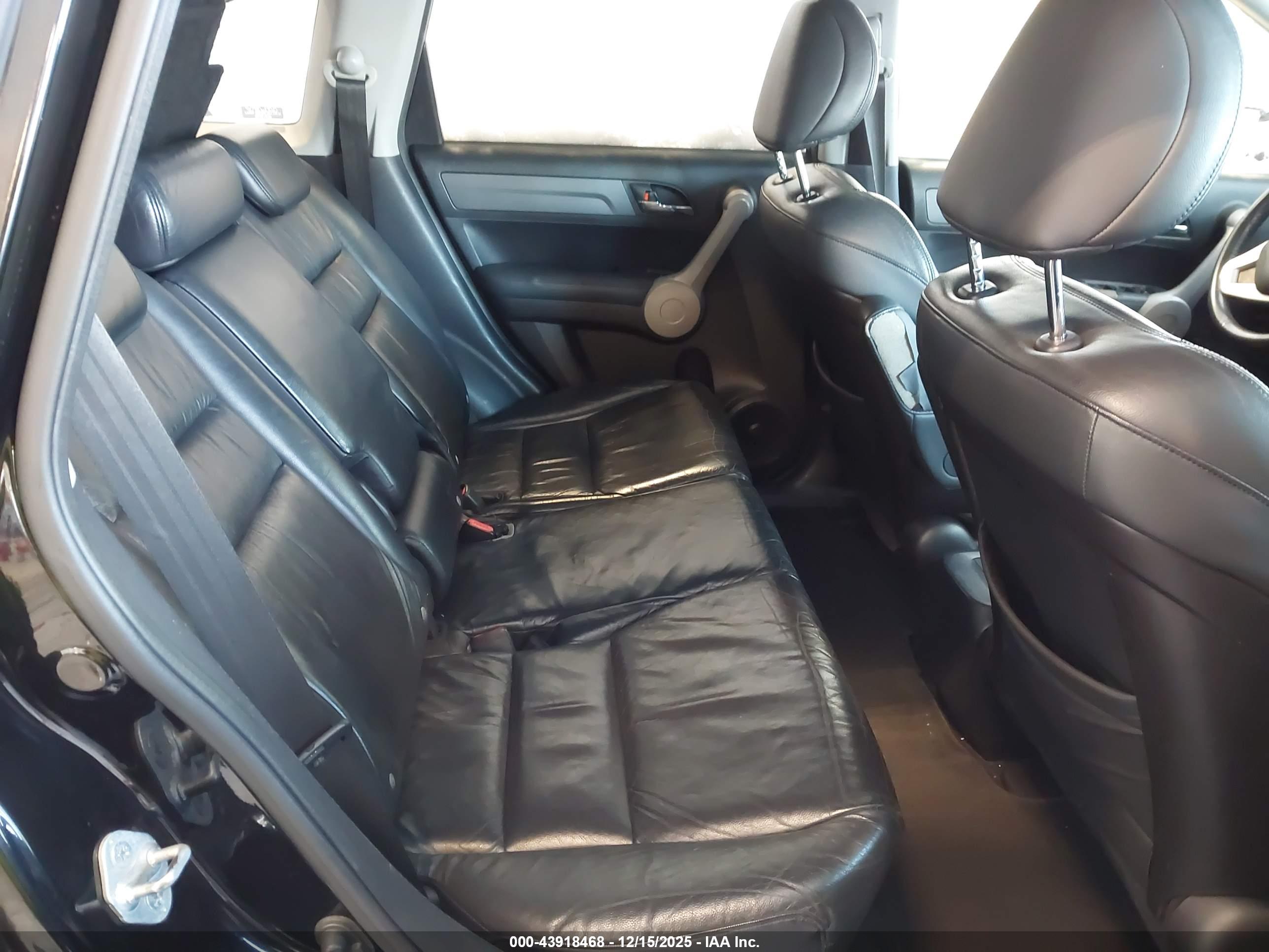 HONDA CR-V image 8