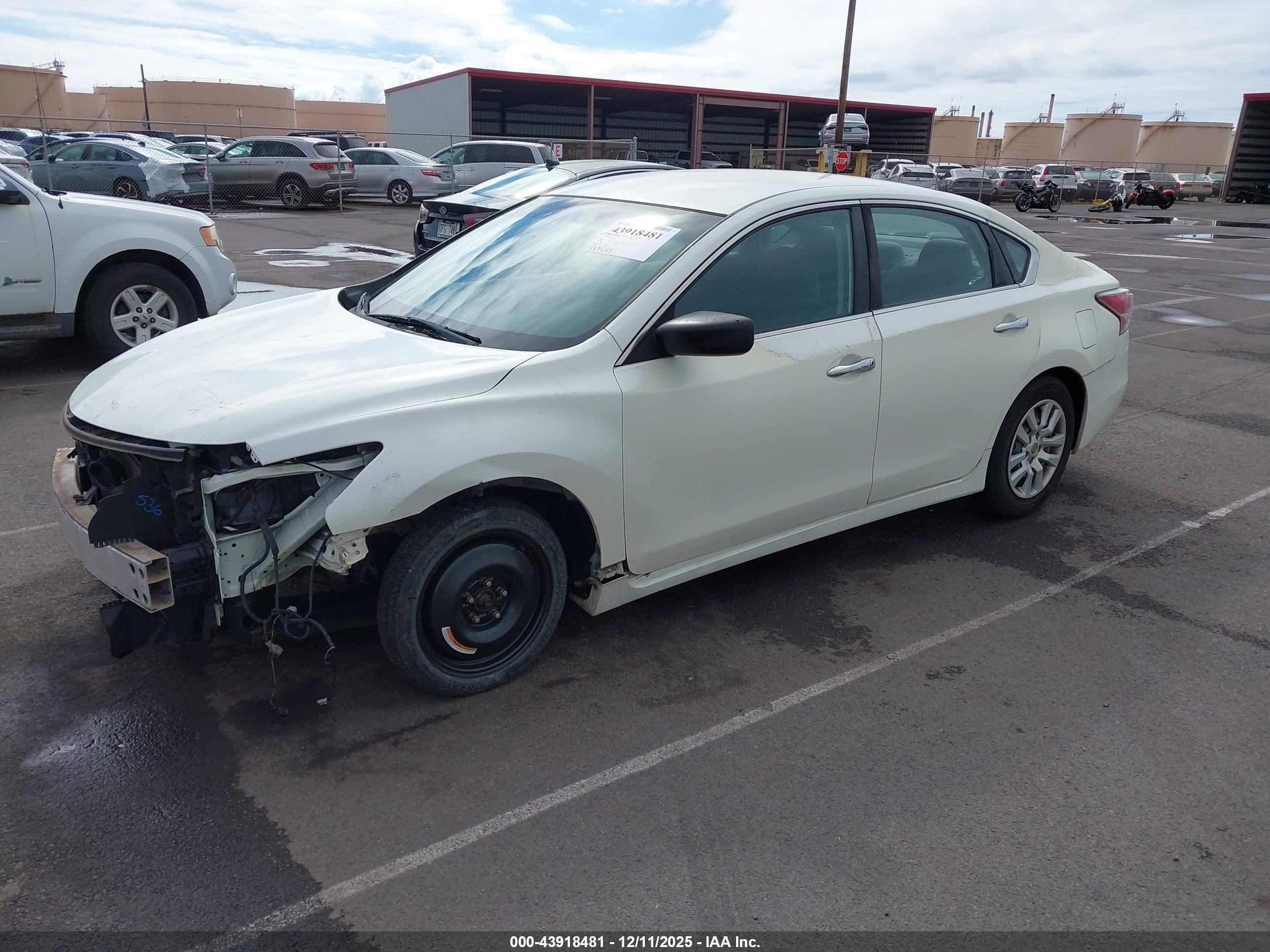 NISSAN ALTIMA image 2