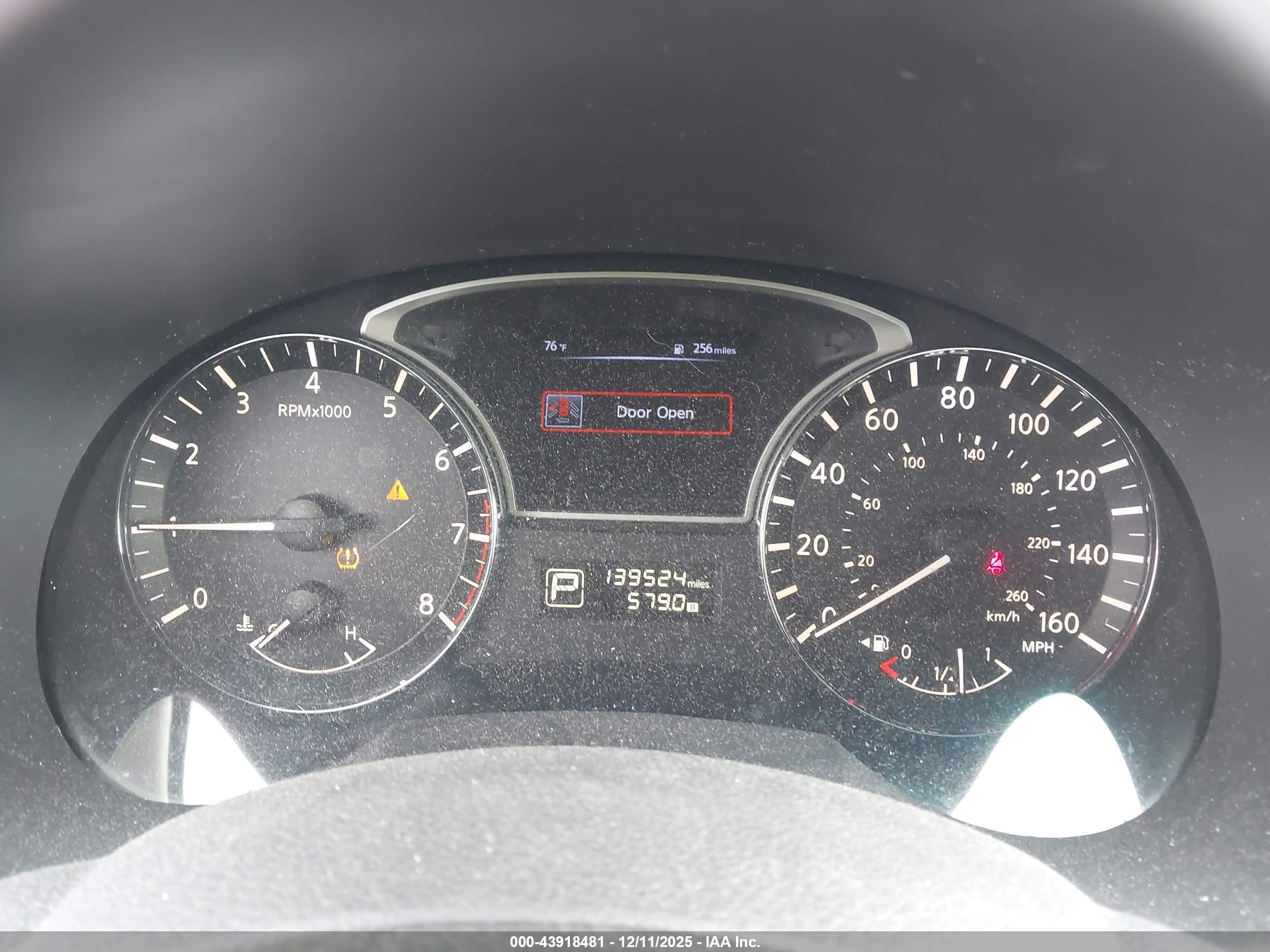 NISSAN ALTIMA image 7