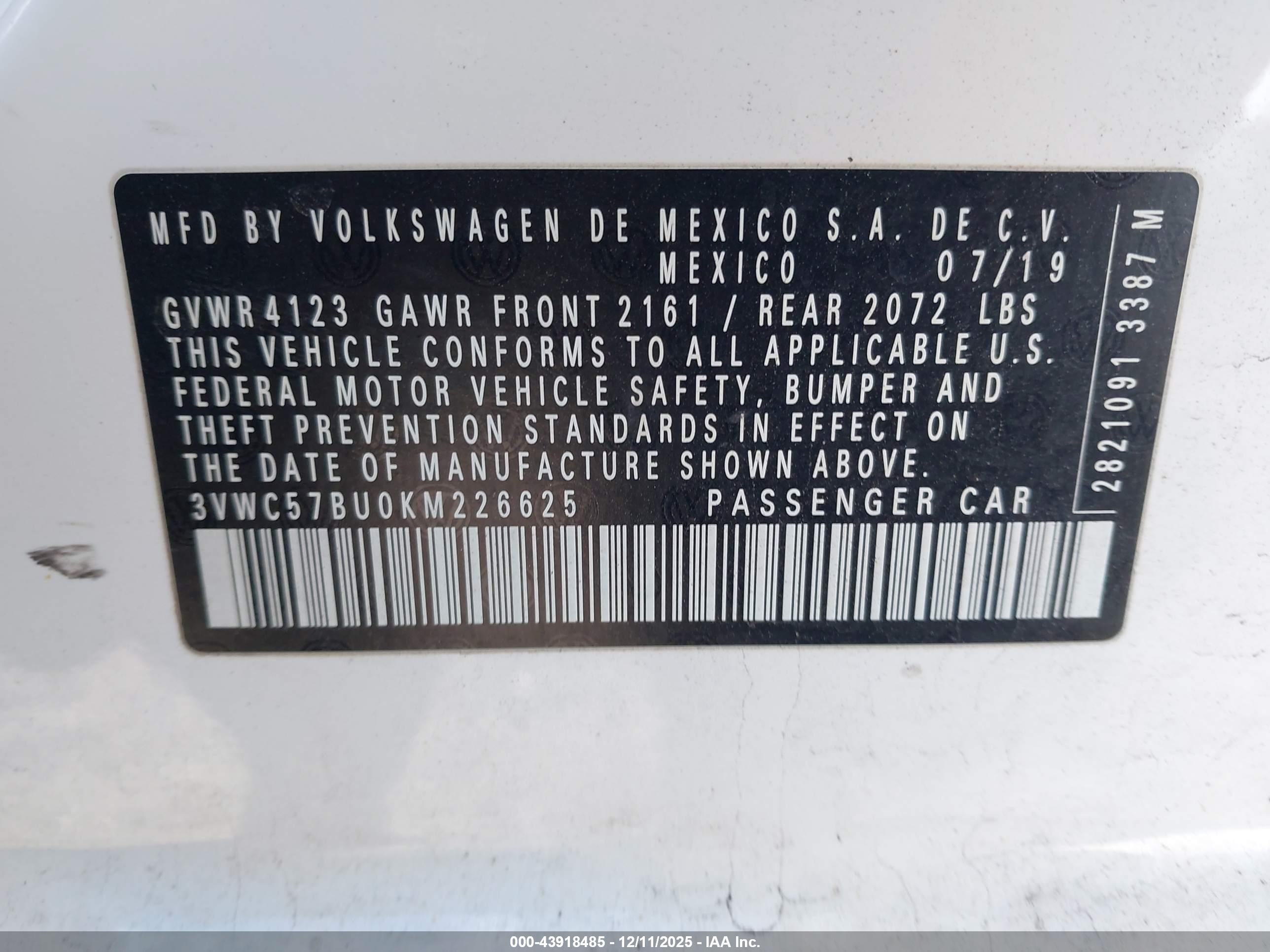 VOLKSWAGEN JETTA image 9