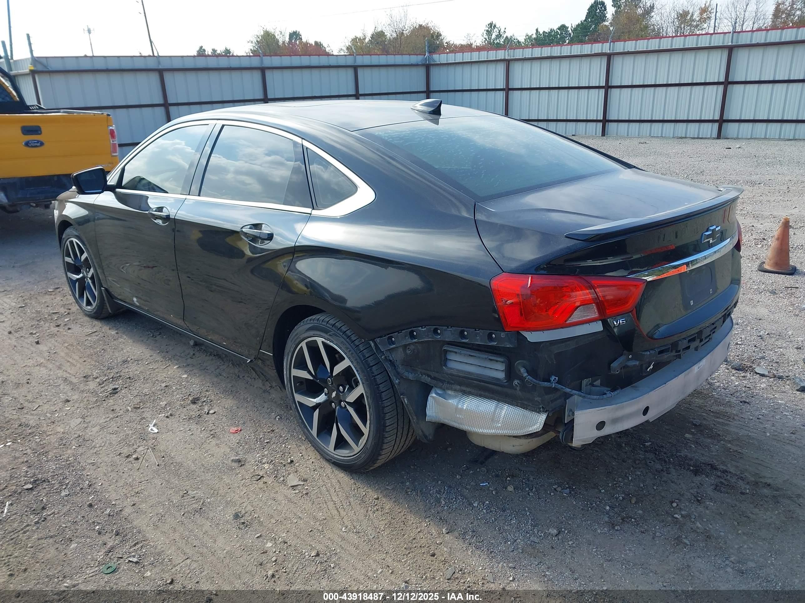 CHEVROLET IMPALA image 3
