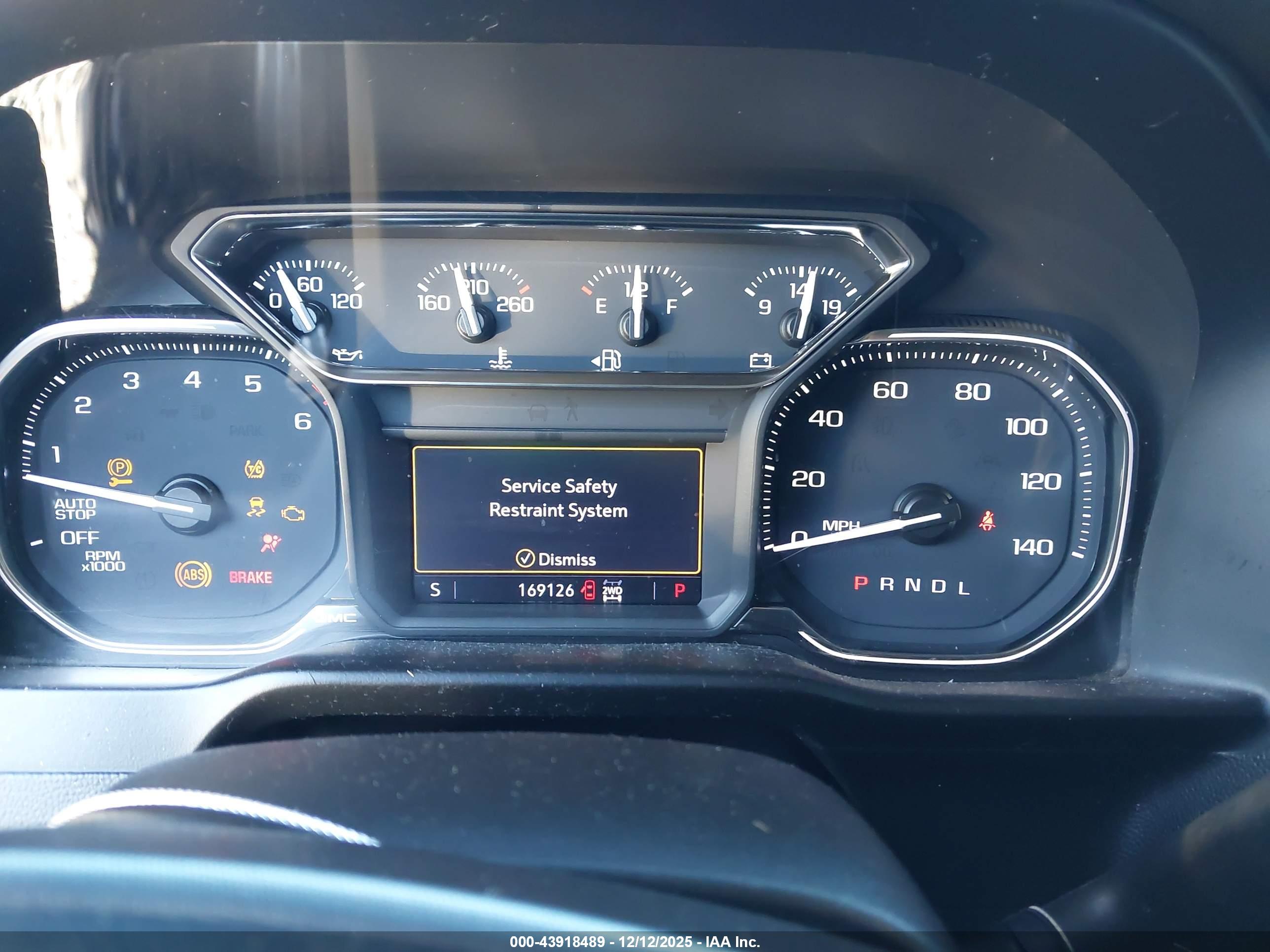GMC SIERRA image 7