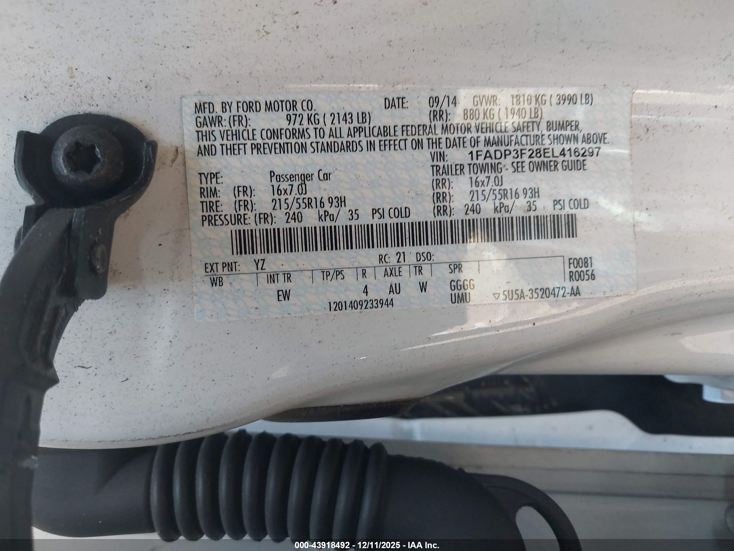 FORD FOCUS image 9