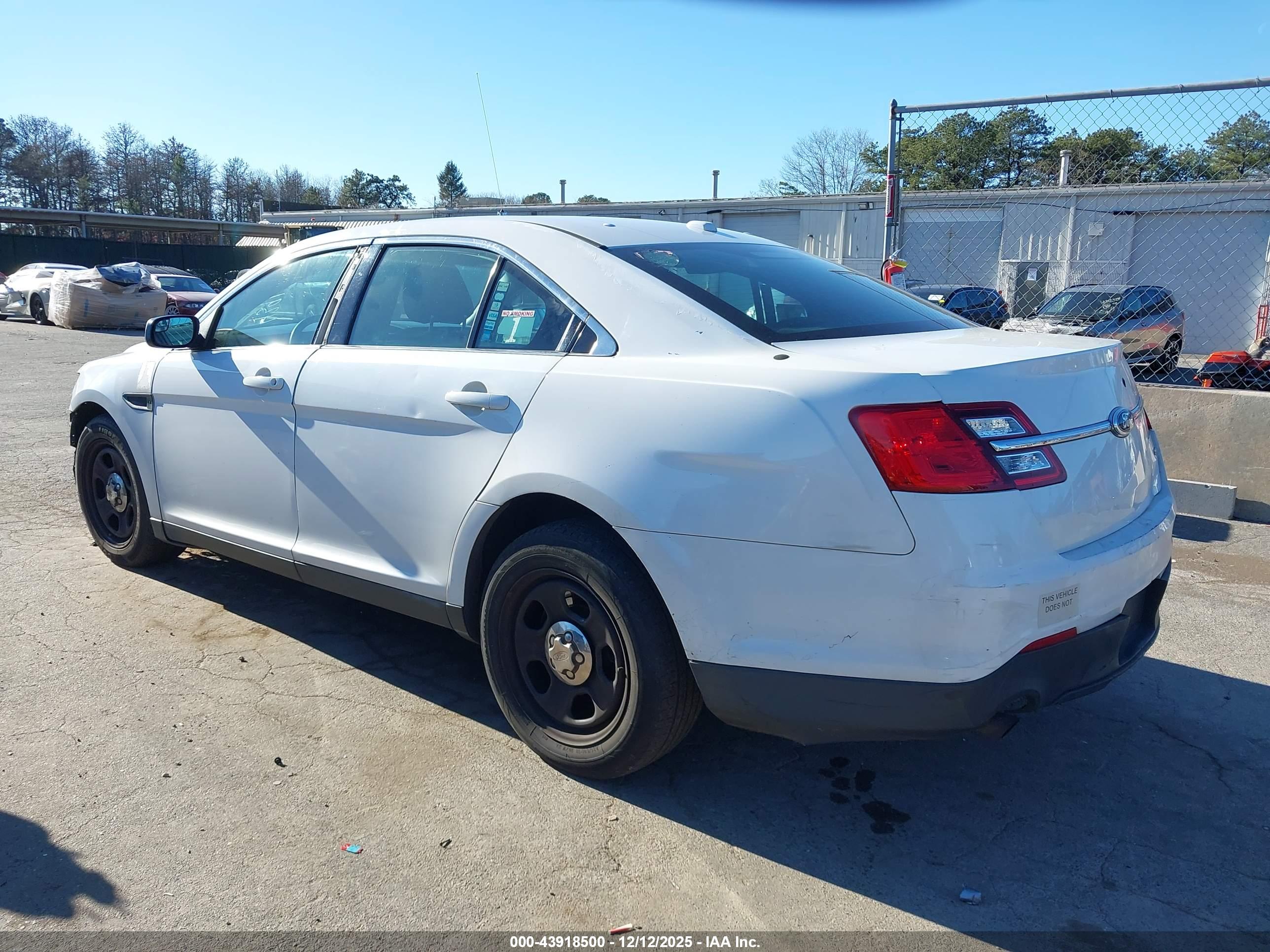FORD POLICE image 3