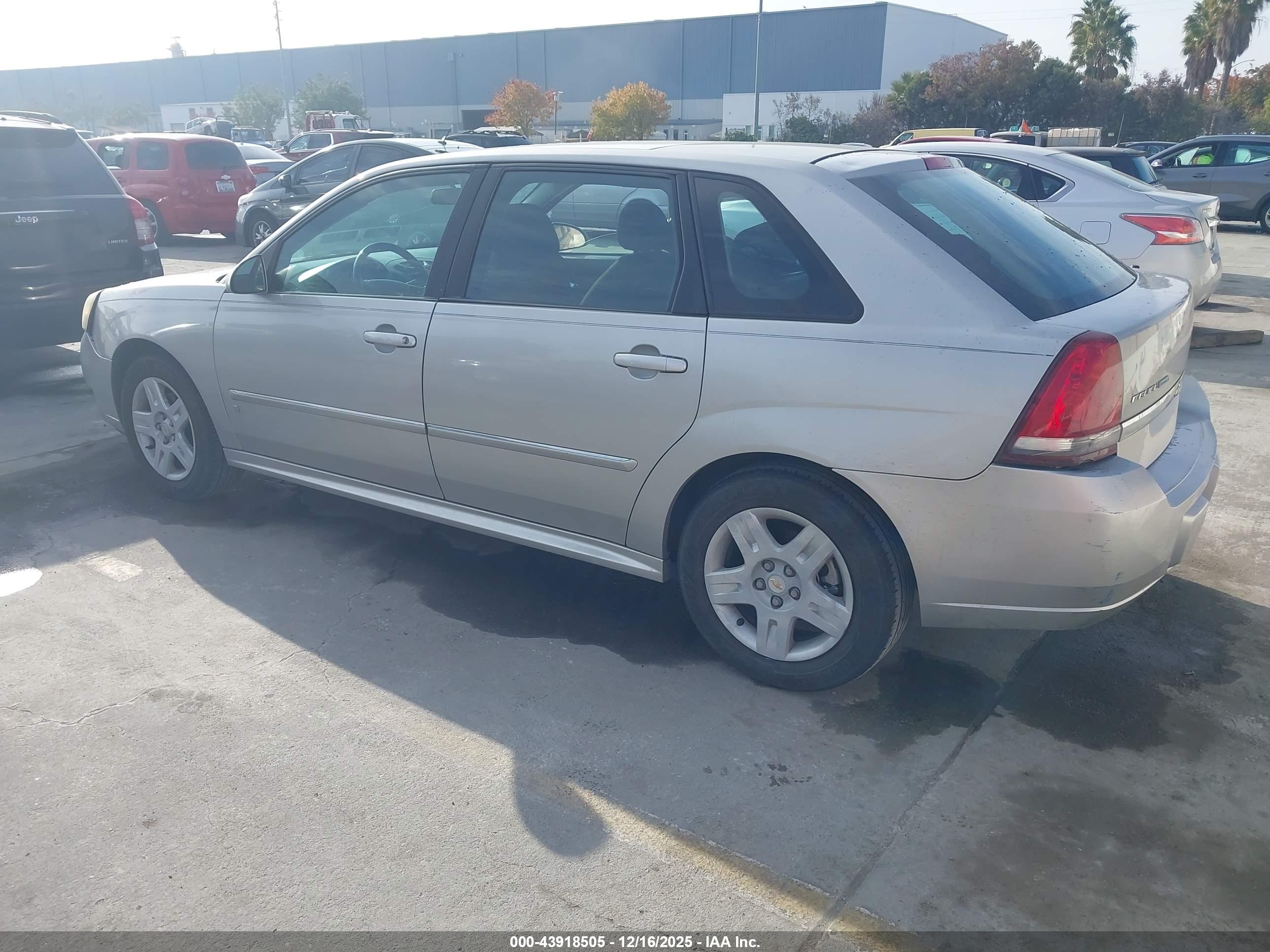 CHEVROLET MALIBU image 3