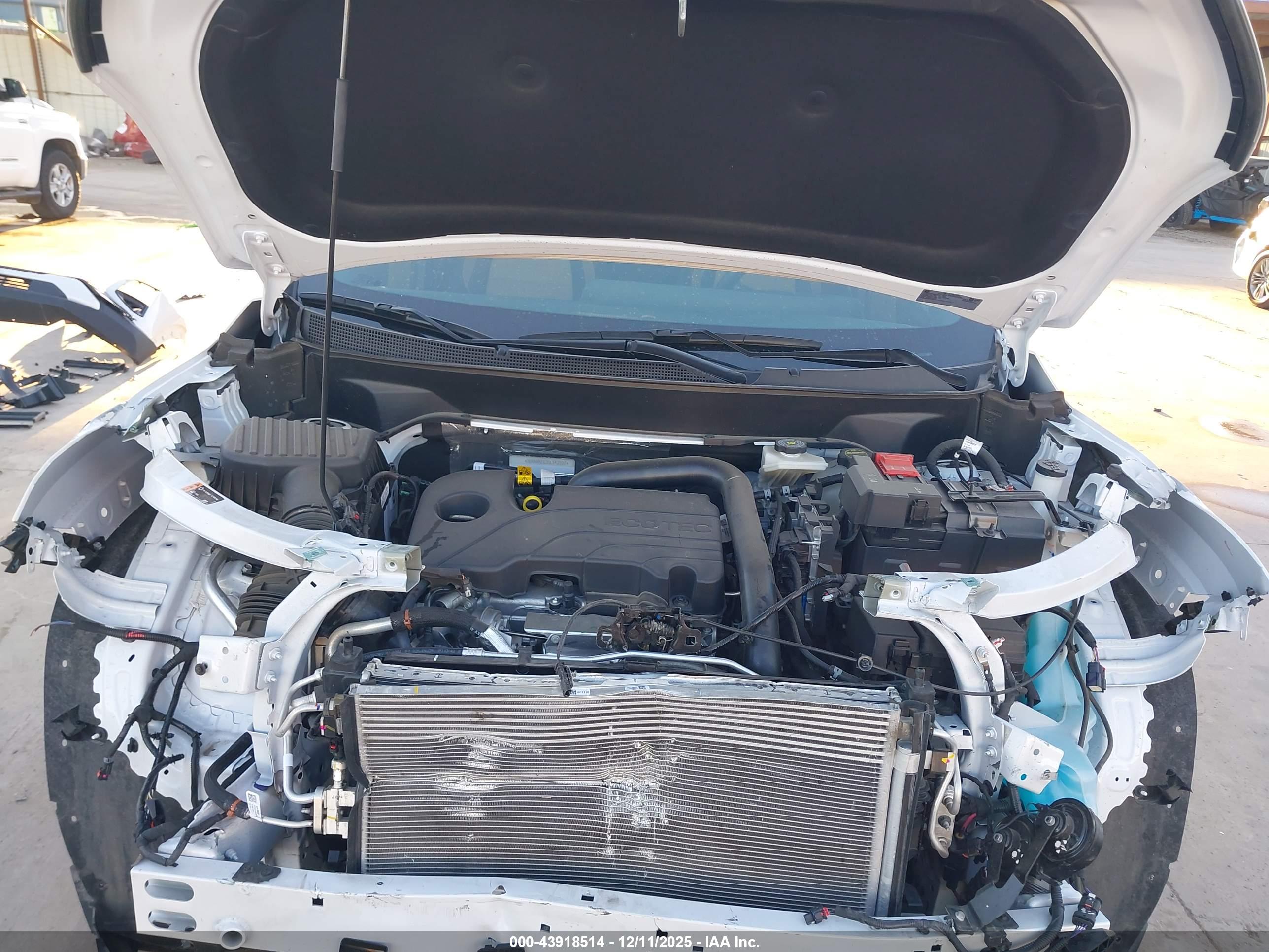 CHEVROLET EQUINOX image 10