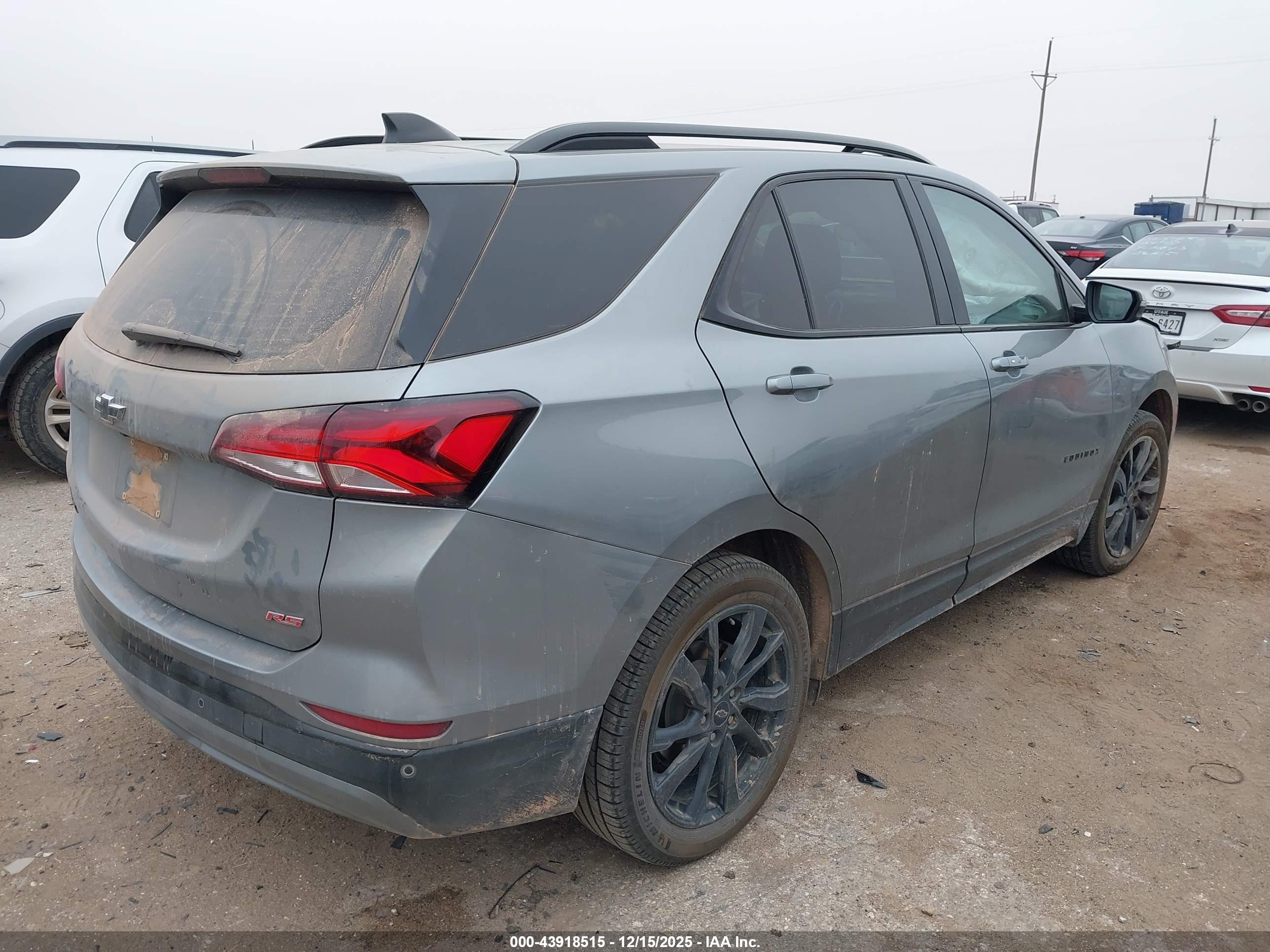 CHEVROLET EQUINOX image 4