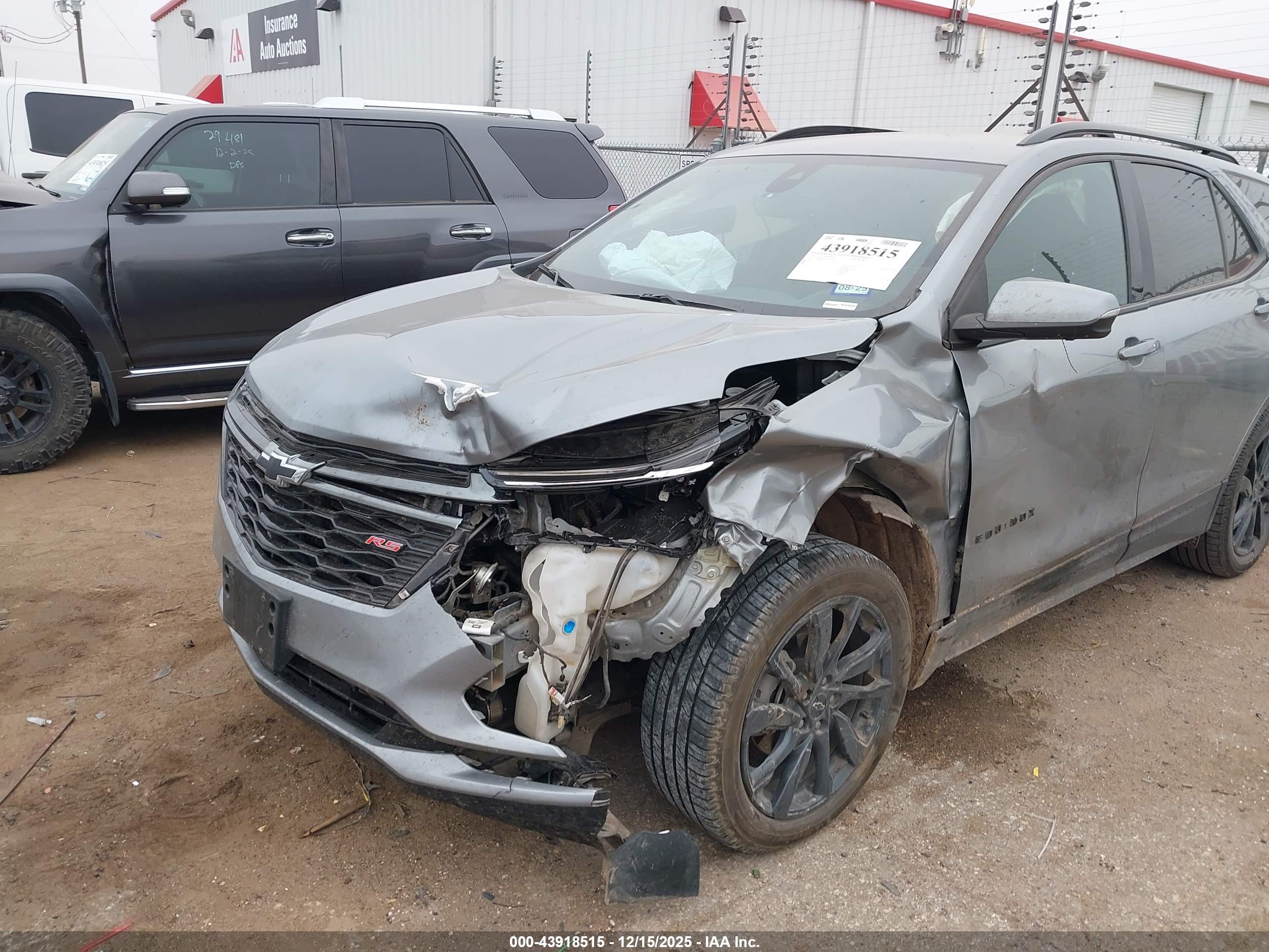 CHEVROLET EQUINOX image 6