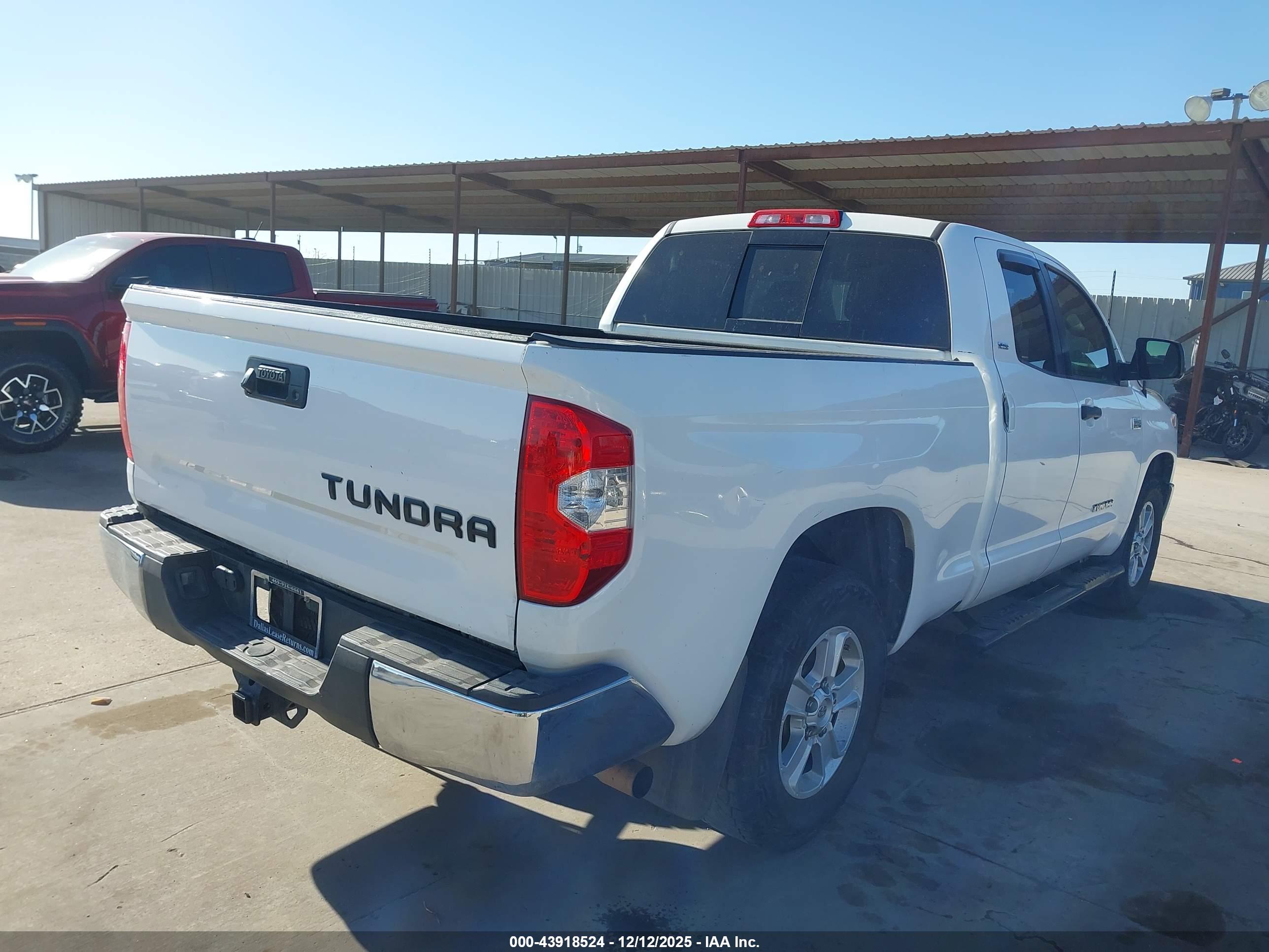 TOYOTA TUNDRA image 4
