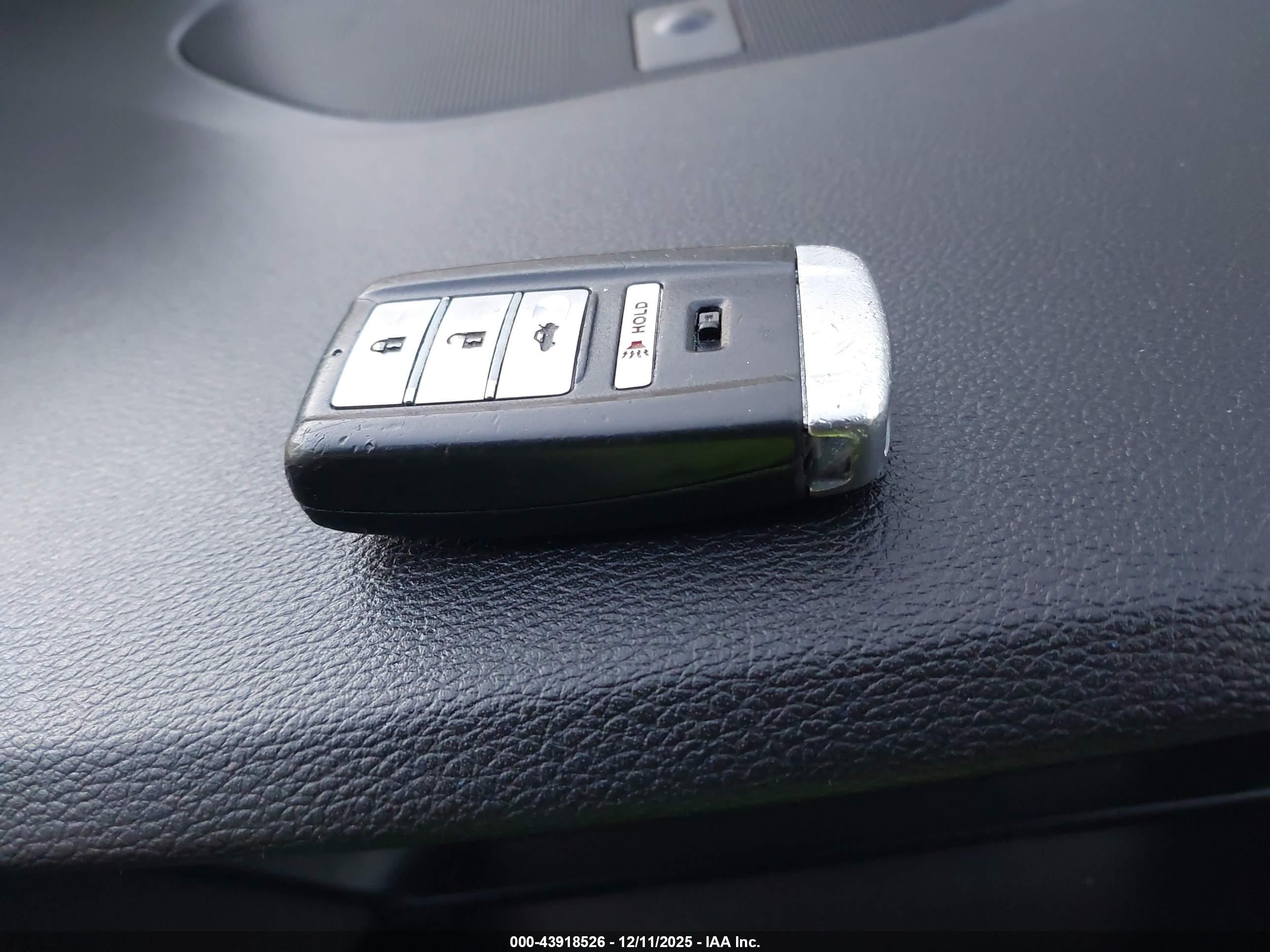 ACURA TLX image 11