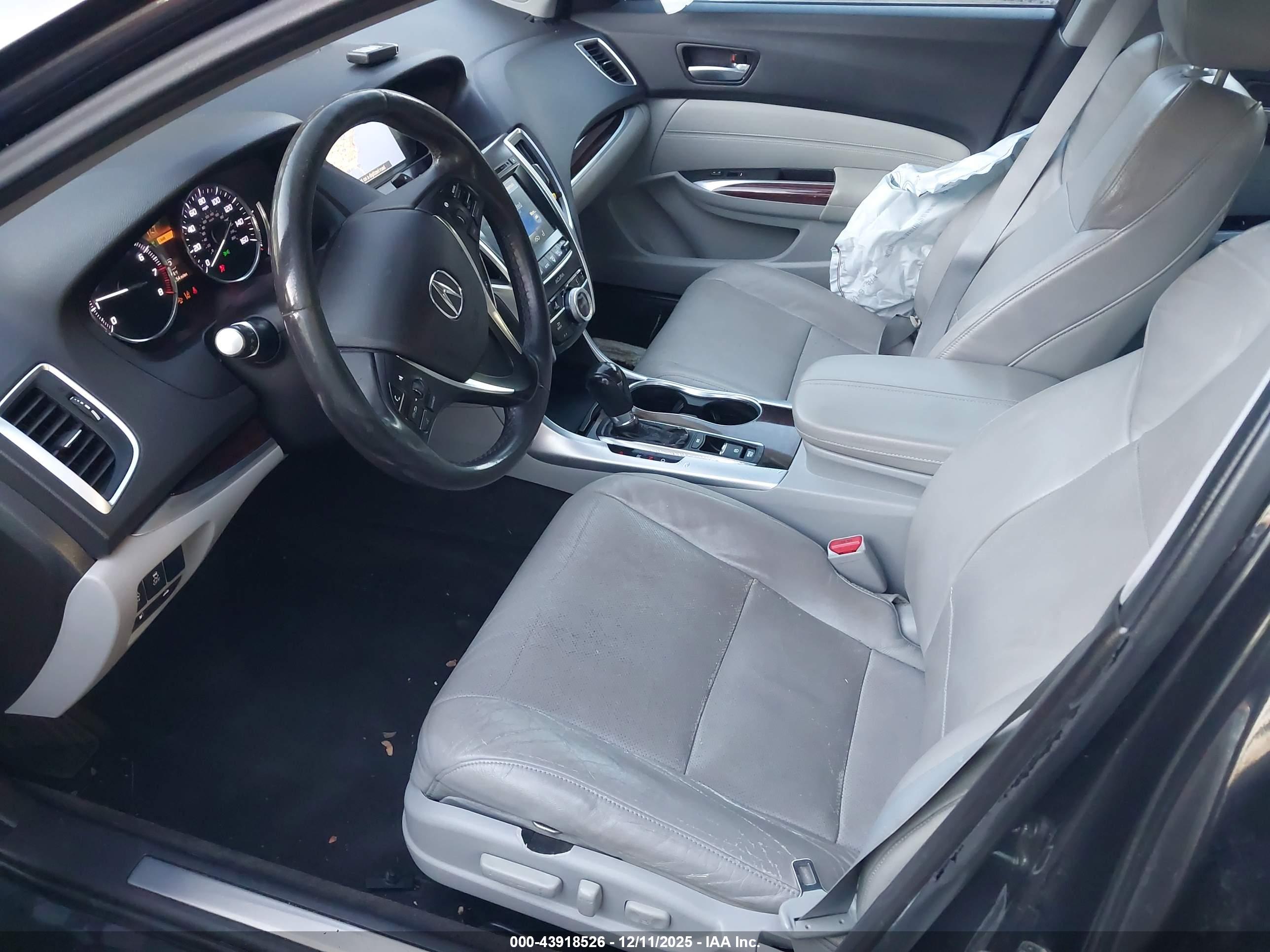 ACURA TLX image 5