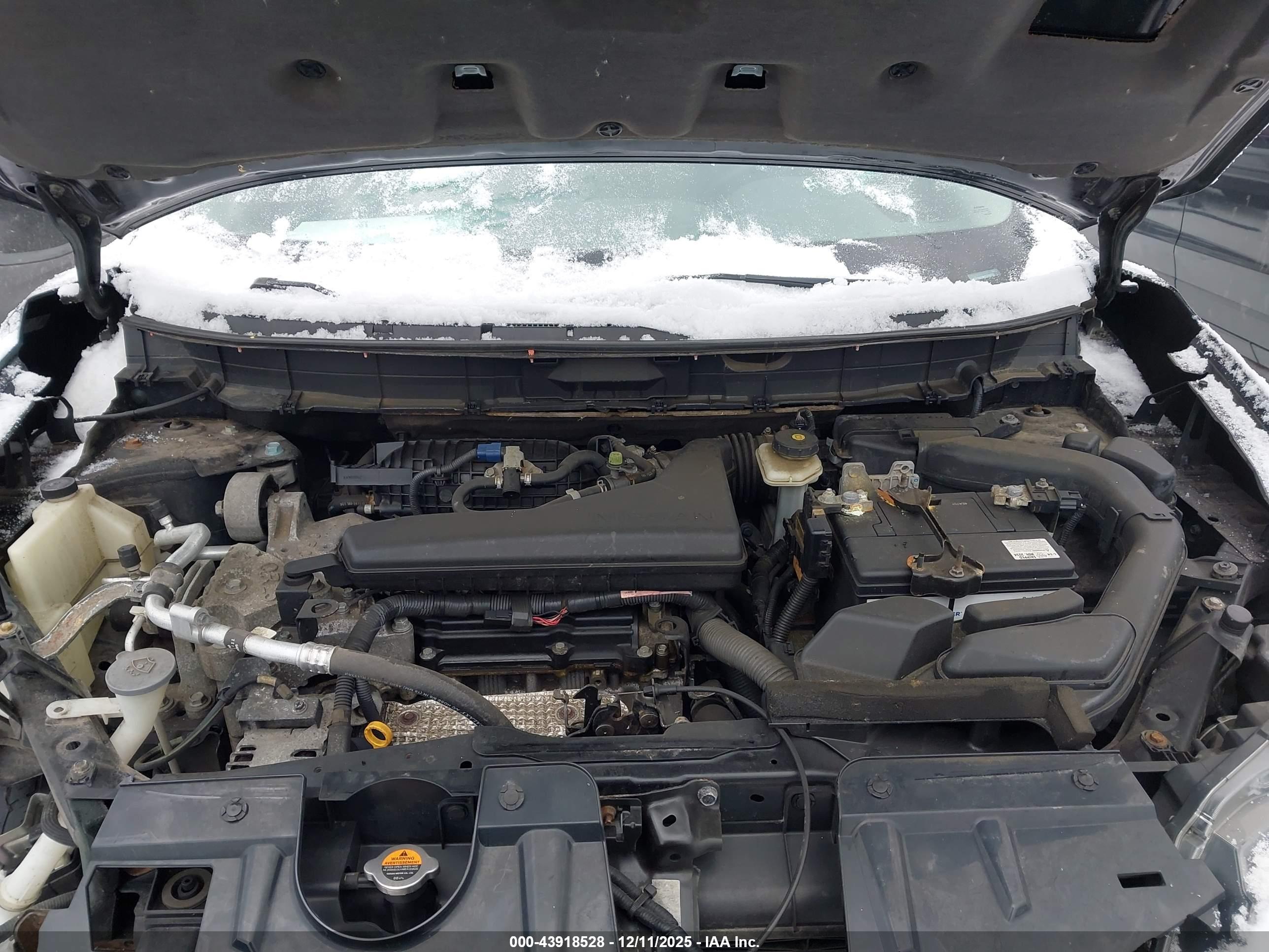 NISSAN ROGUE image 10