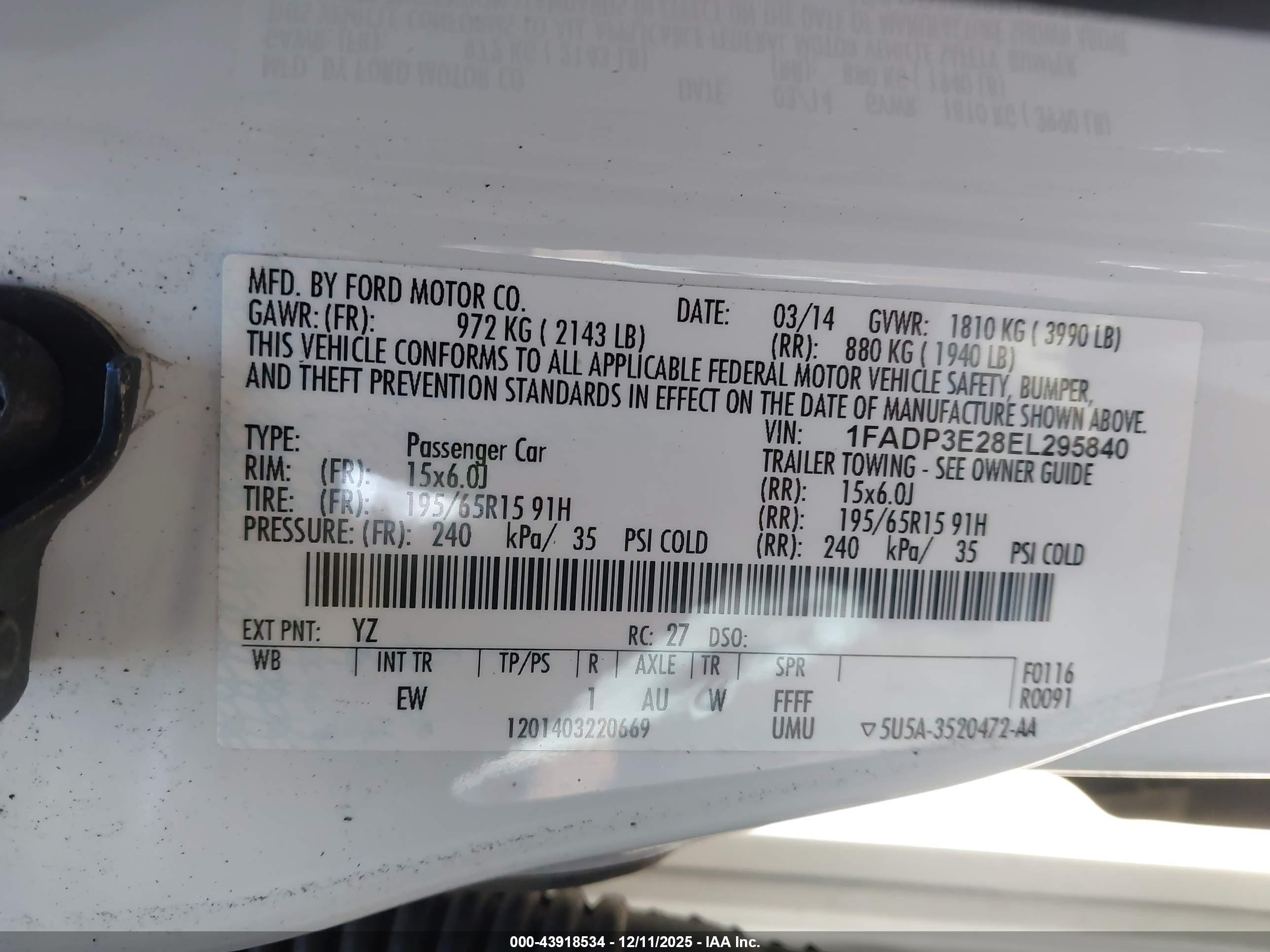 FORD FOCUS image 9