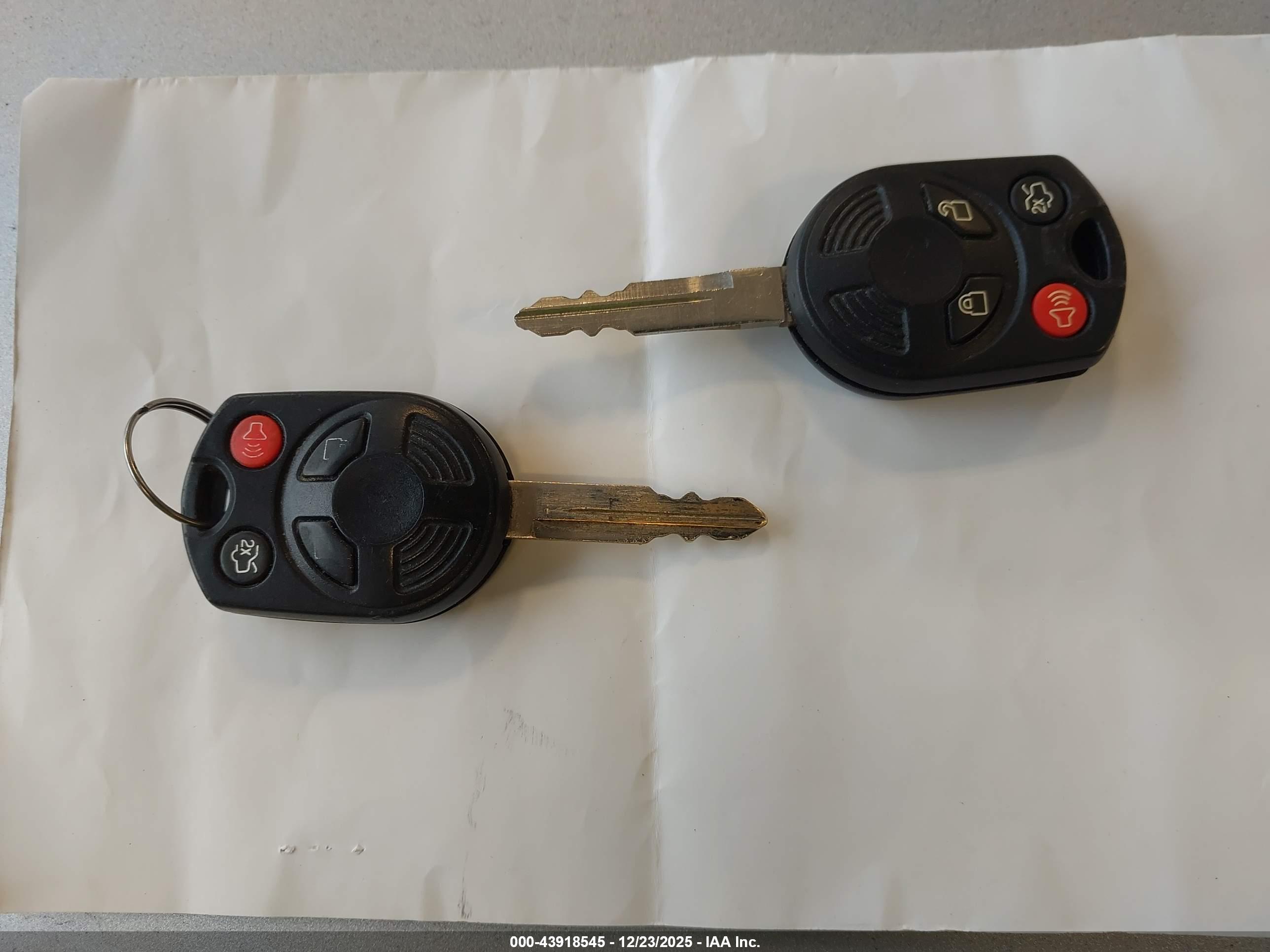 FORD ESCAPE image 11
