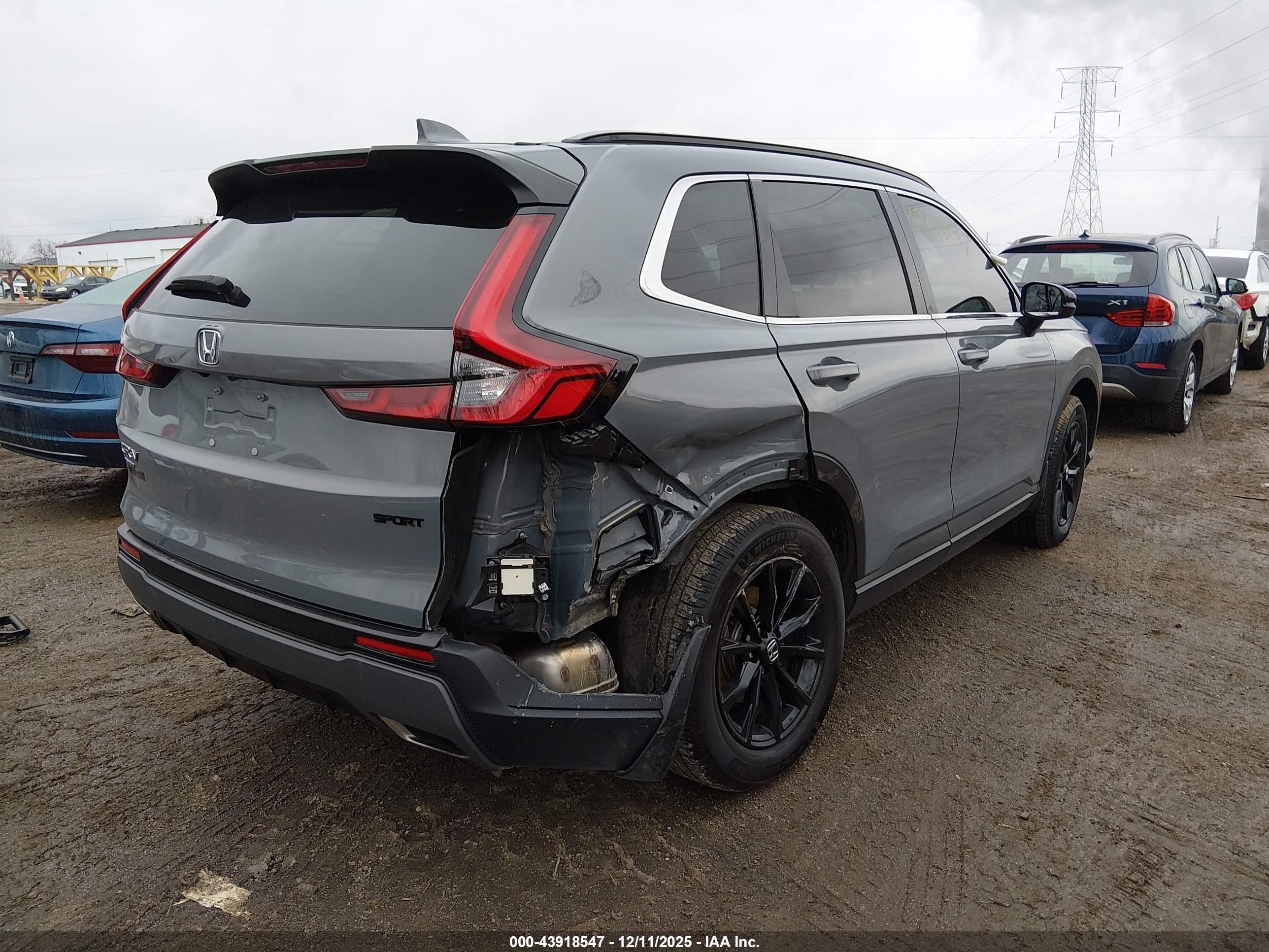 HONDA CR-V image 4