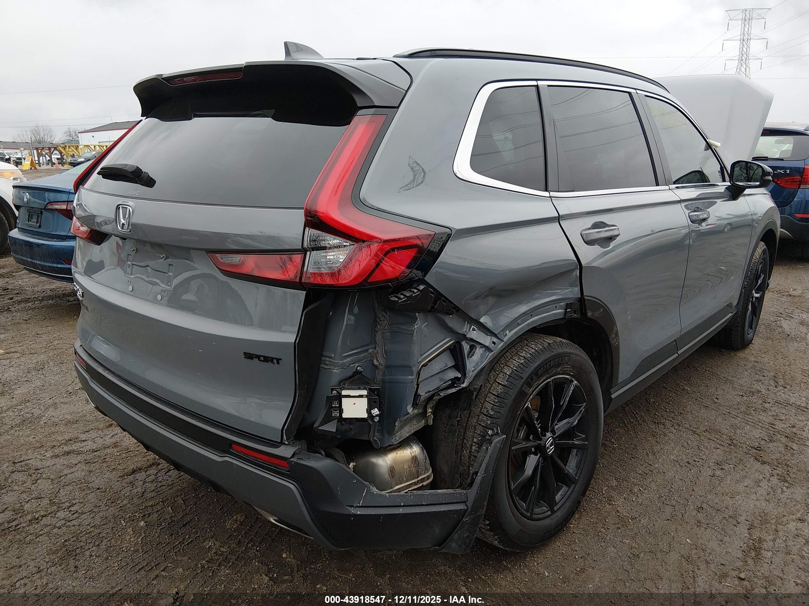 HONDA CR-V image 6