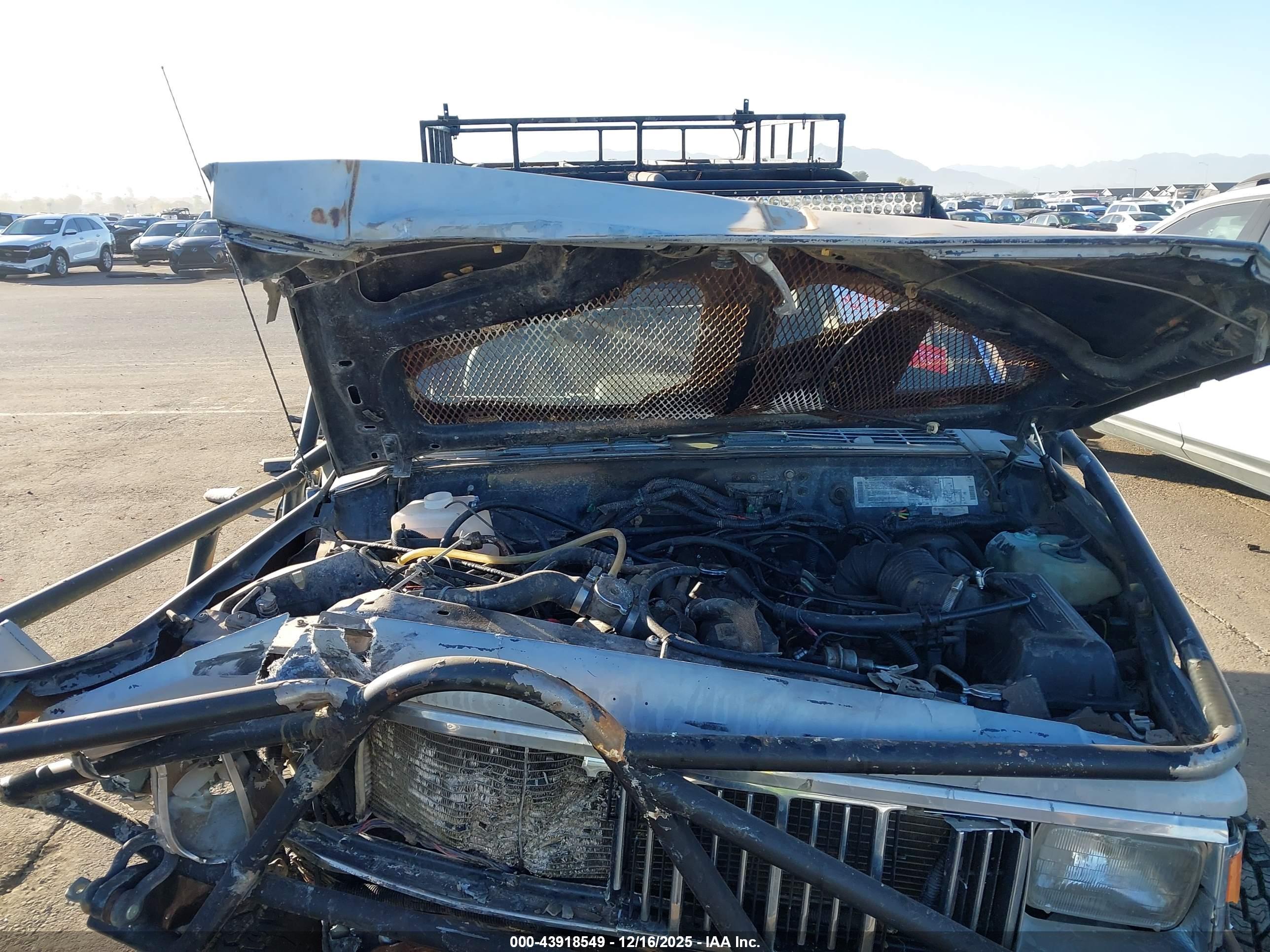 JEEP CHEROKEE image 10