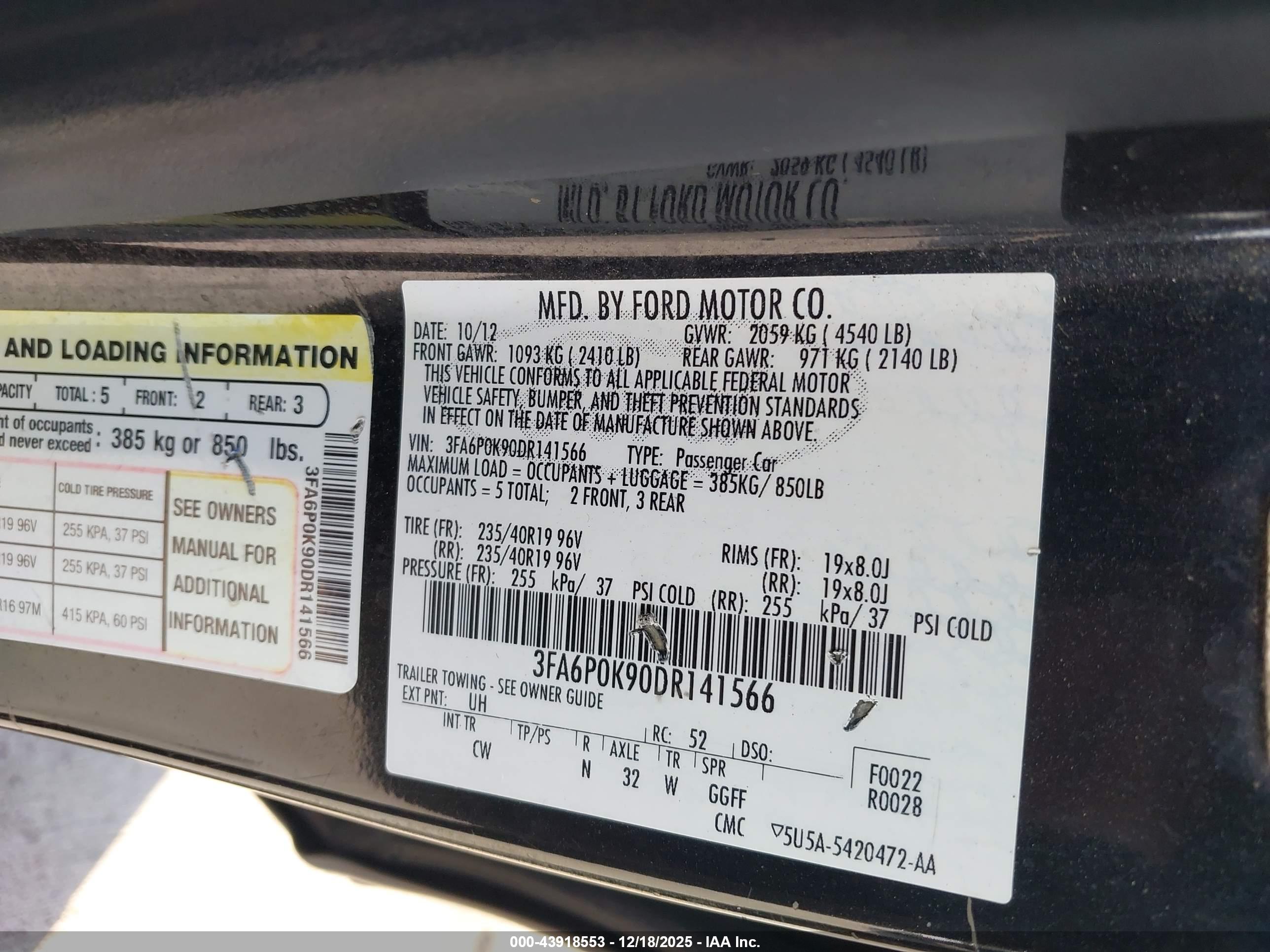 FORD FUSION image 9