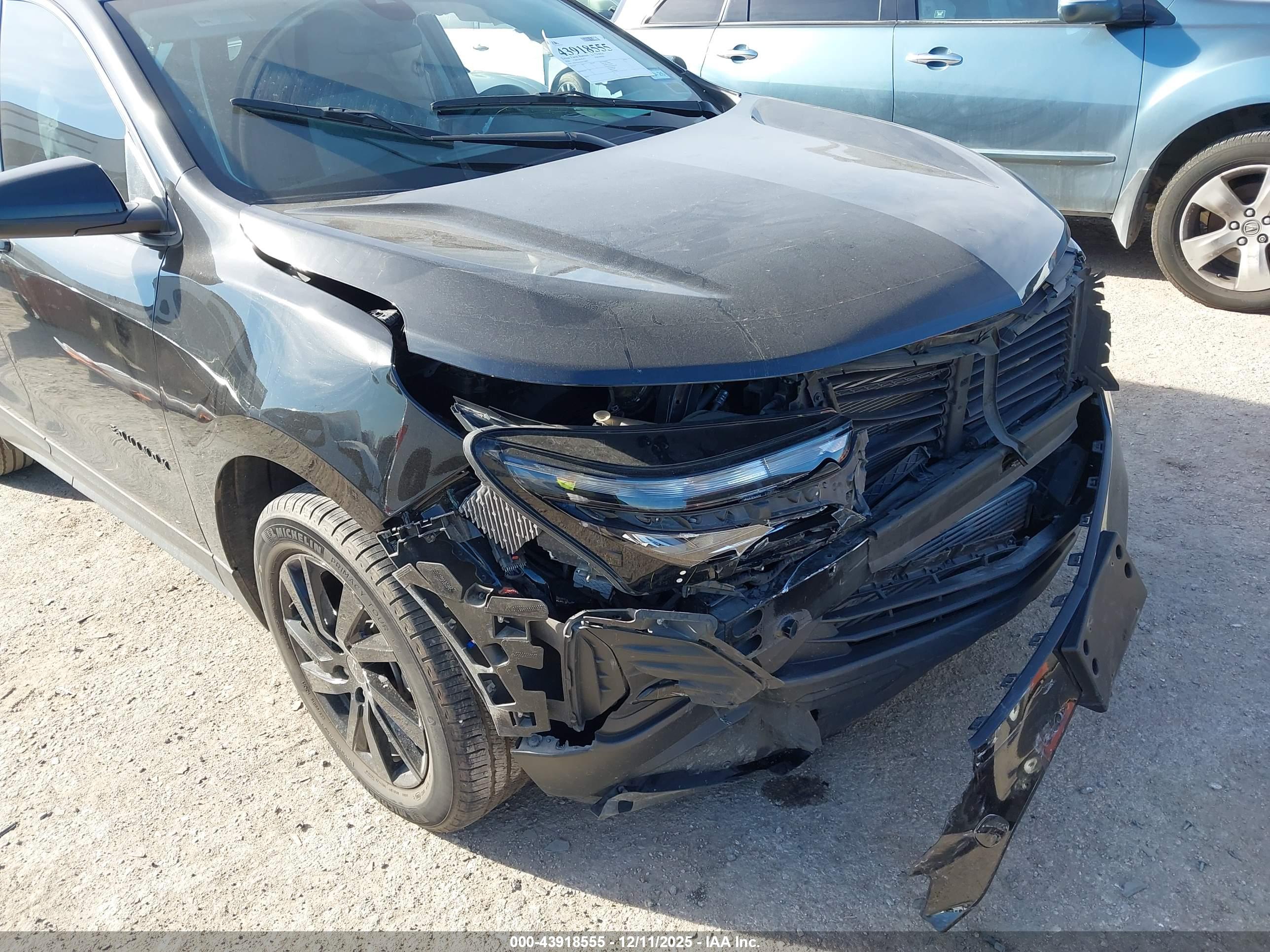 CHEVROLET EQUINOX image 6
