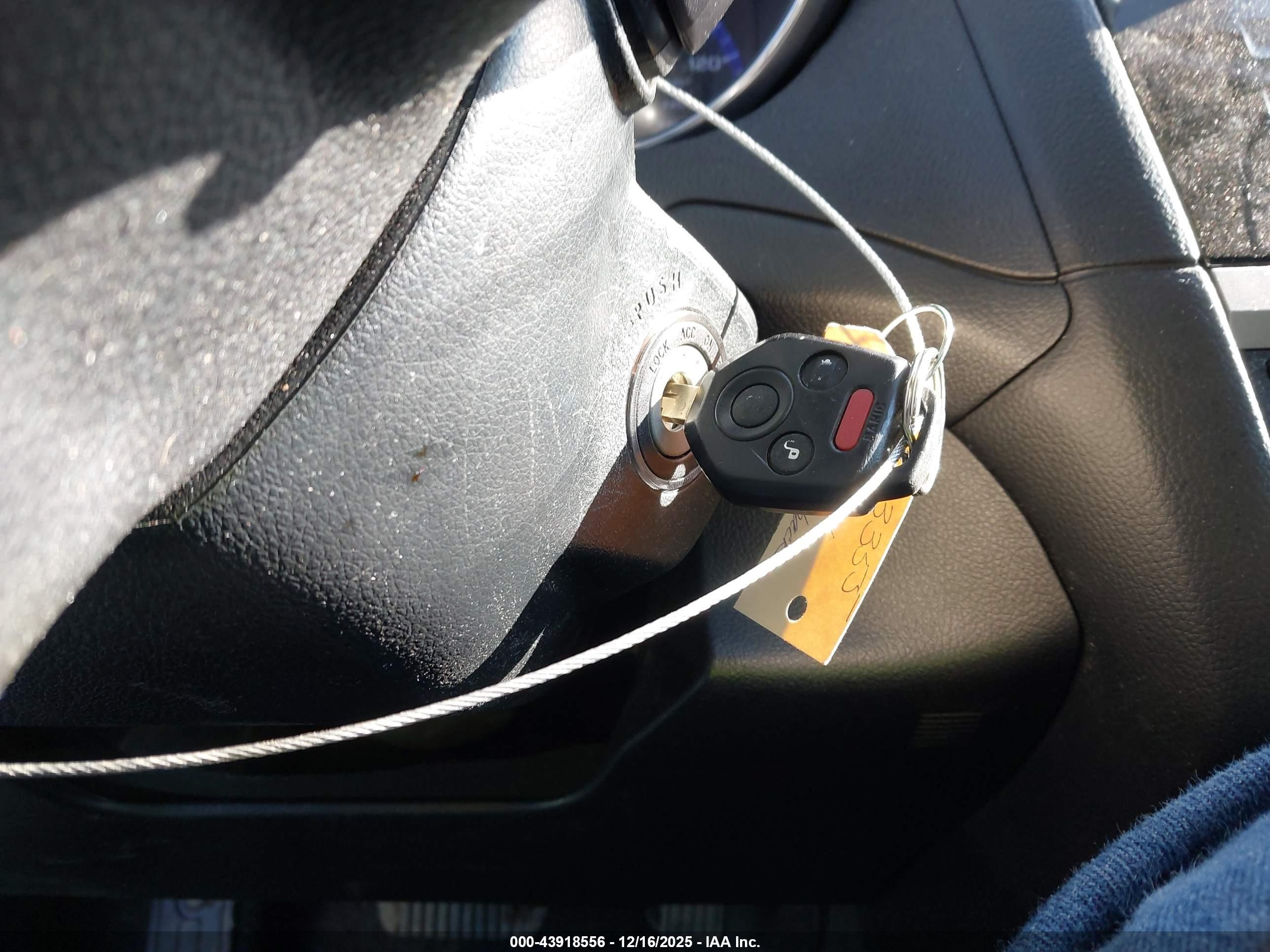 SUBARU OUTBACK image 11