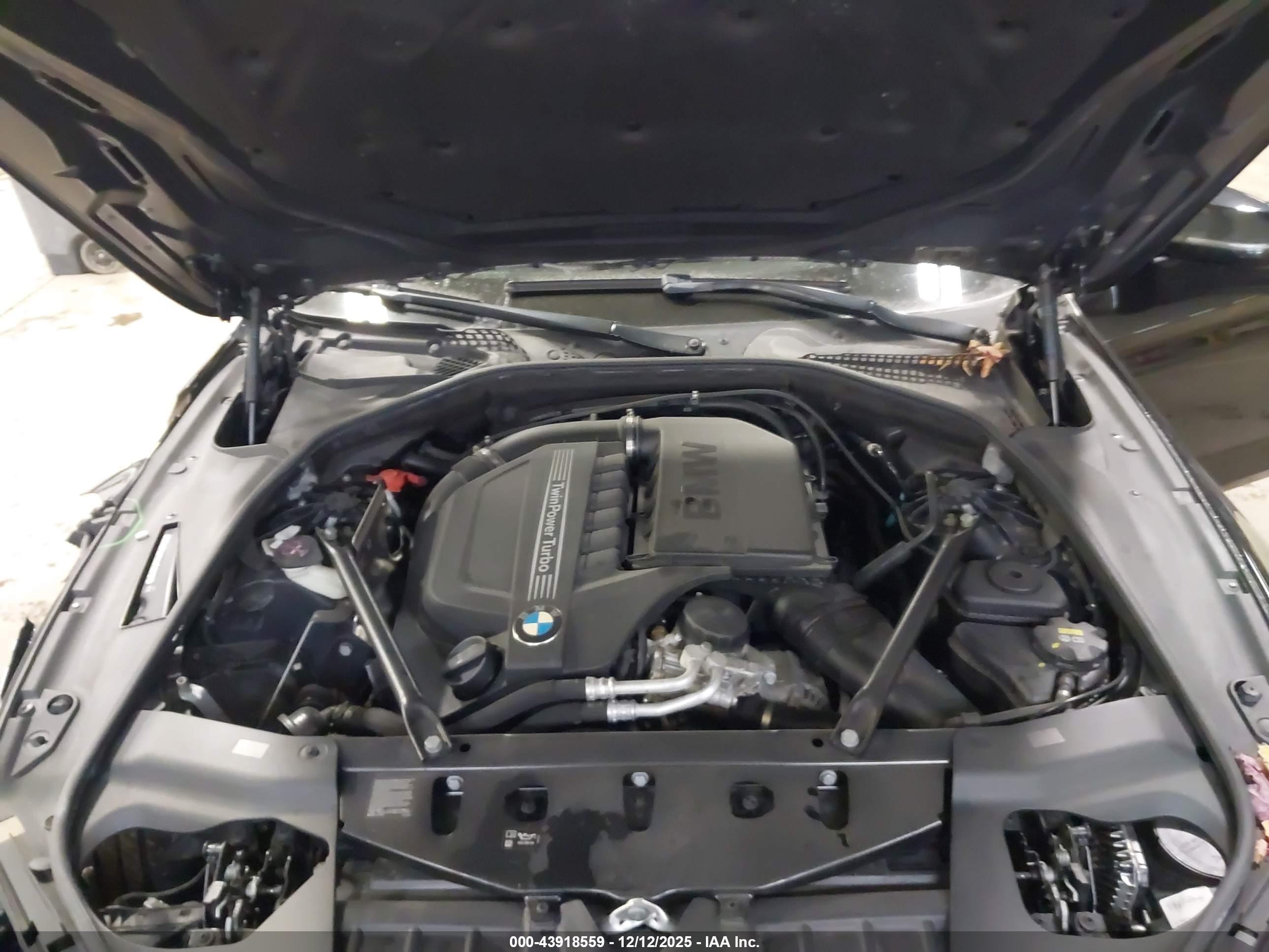 BMW 640I image 10