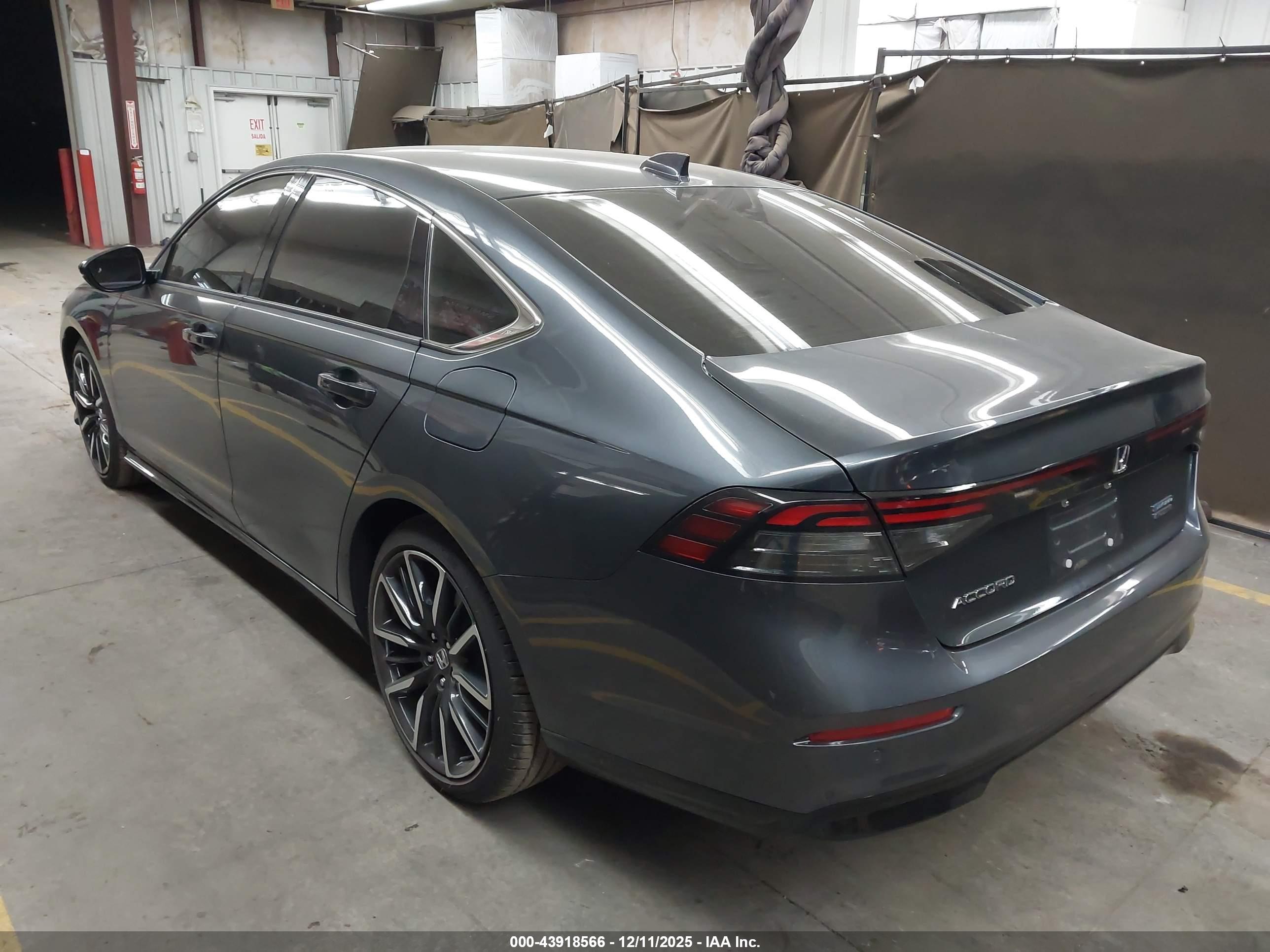 HONDA ACCORD image 3