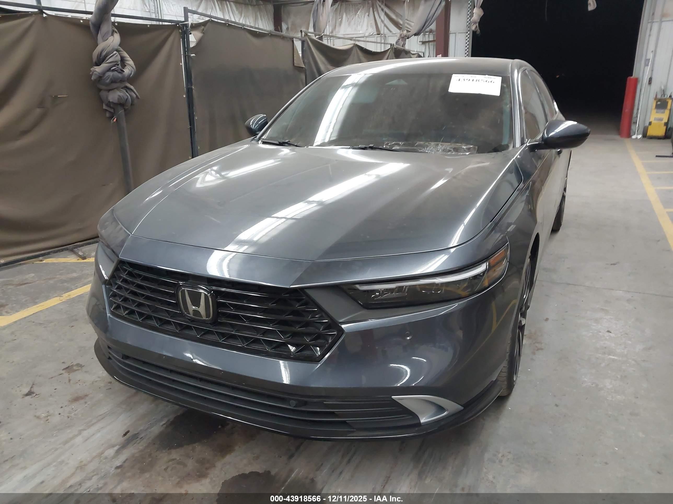 HONDA ACCORD image 6