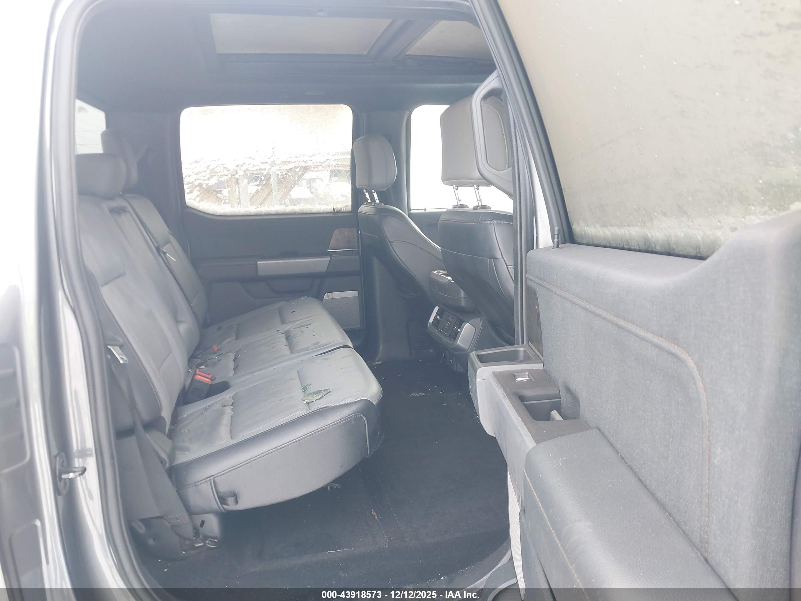 FORD F-150 image 8