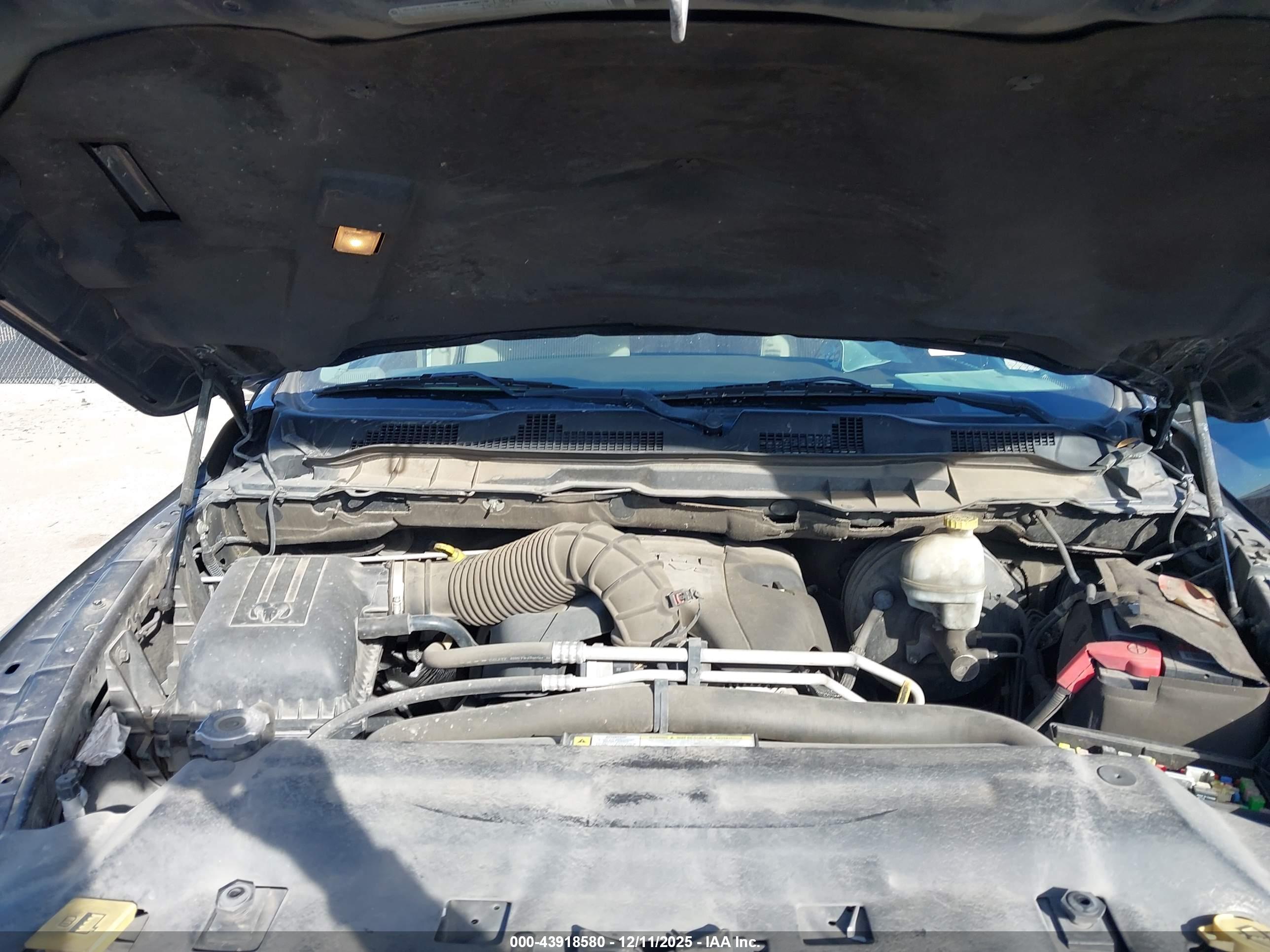 DODGE RAM image 10