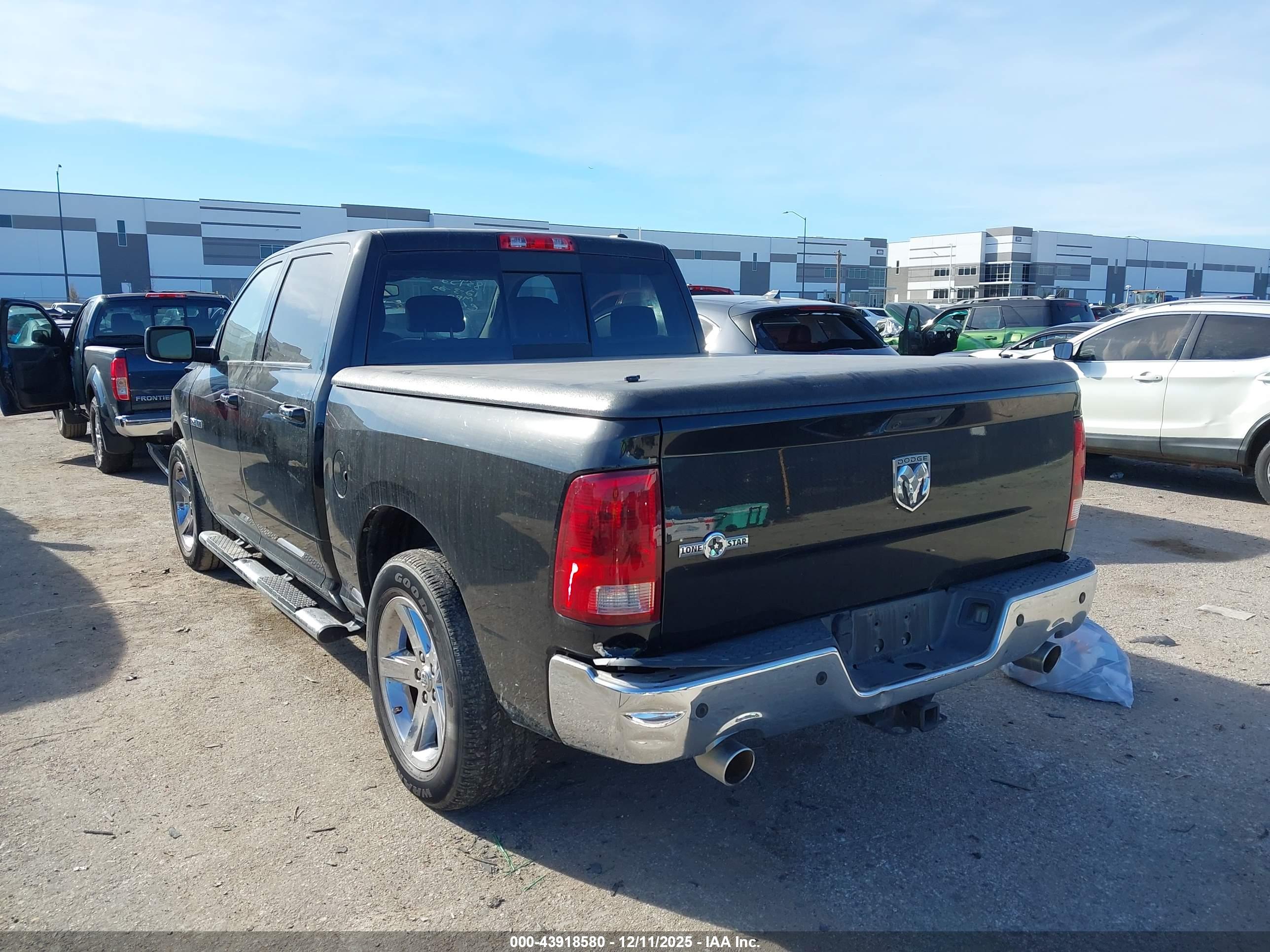 DODGE RAM image 3