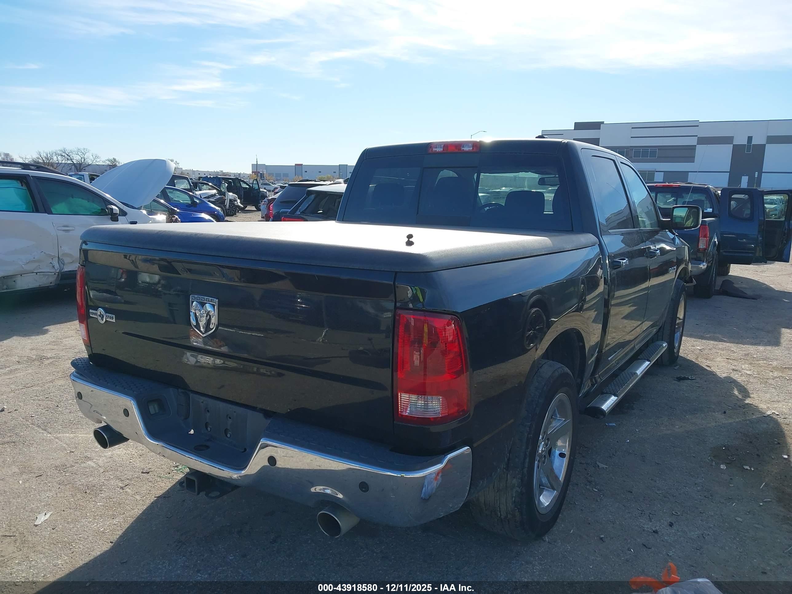 DODGE RAM image 4