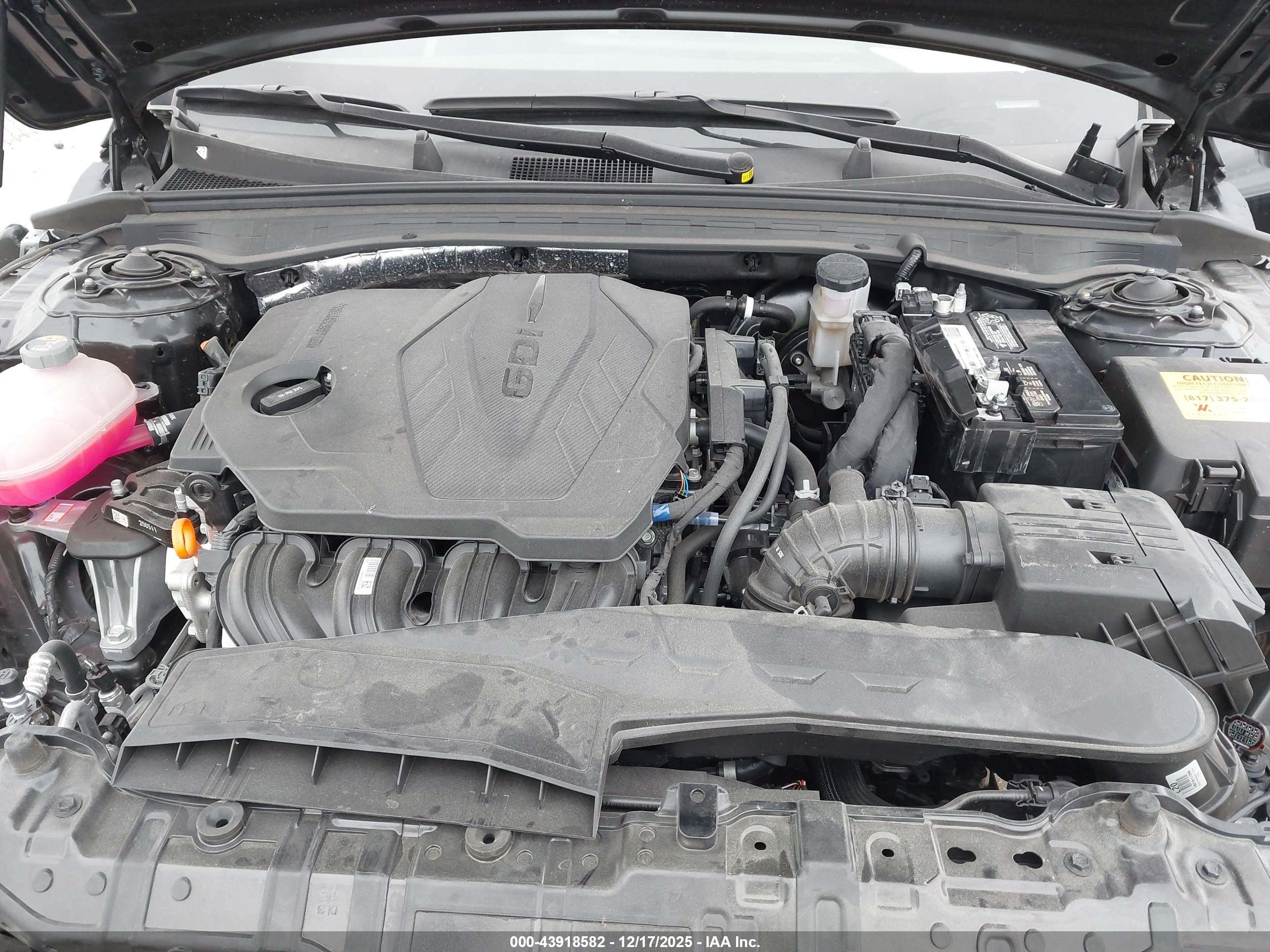 KIA K5 image 10