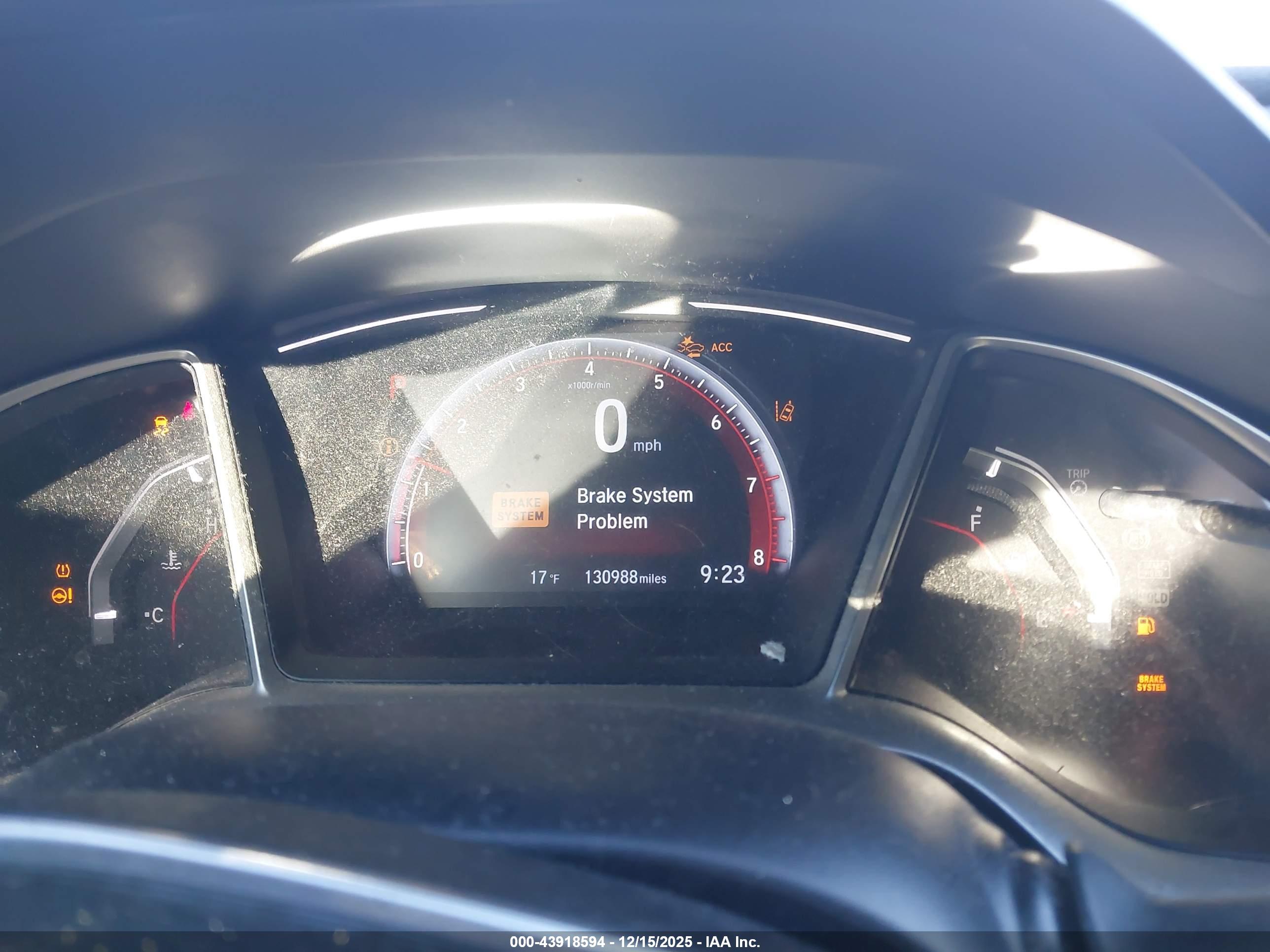 HONDA CIVIC image 7