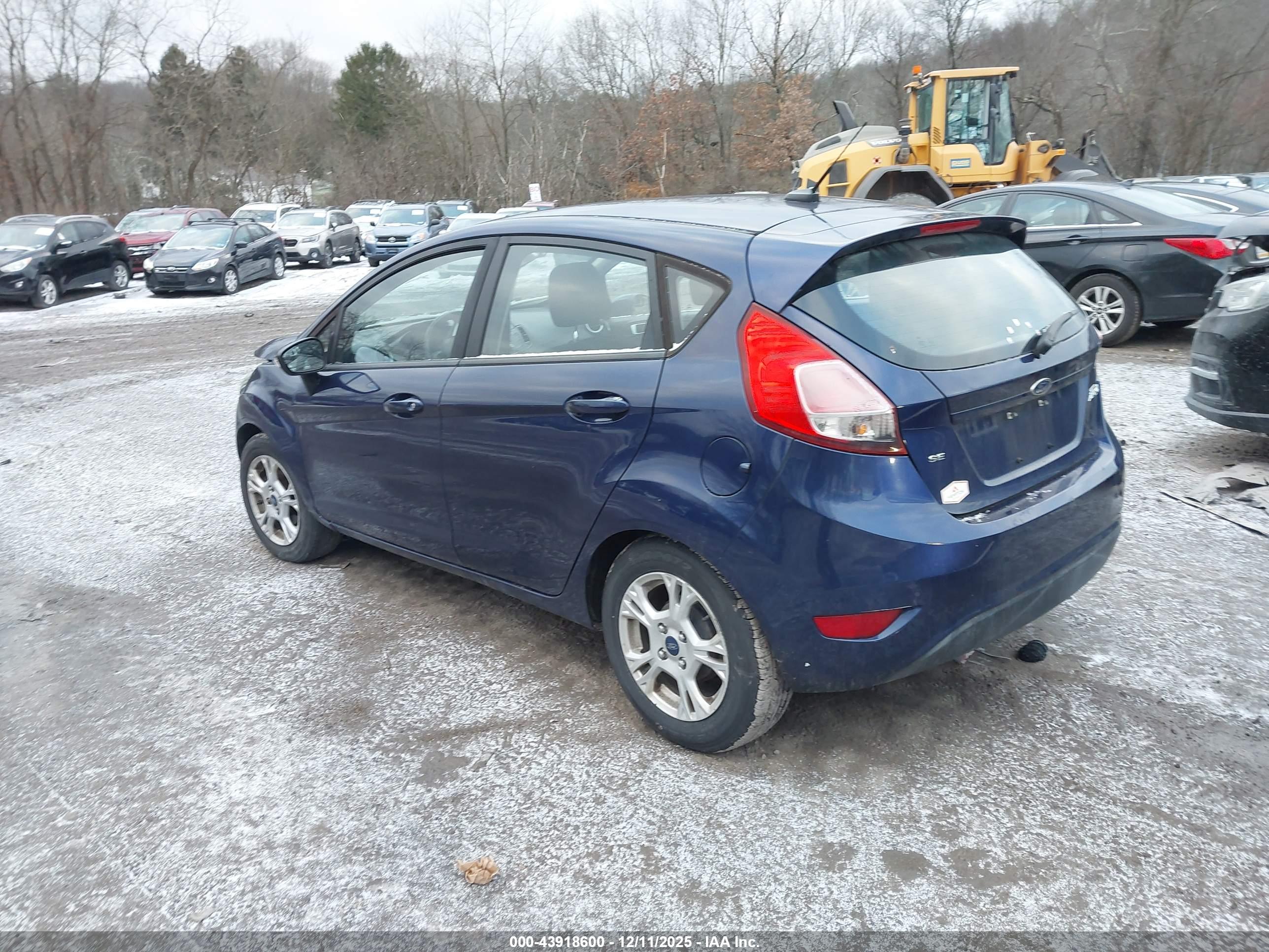 FORD FIESTA image 3