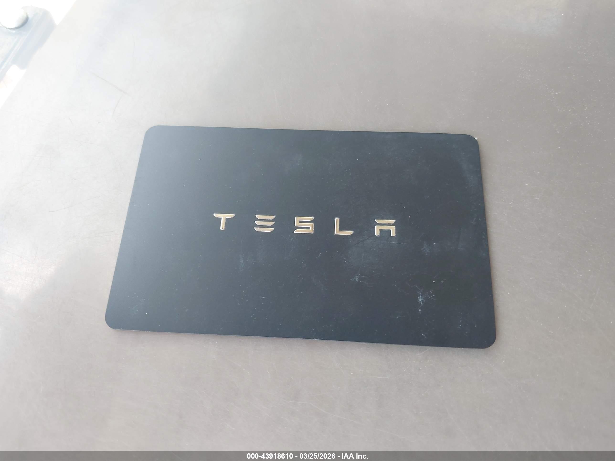 TESLA MODEL image 11