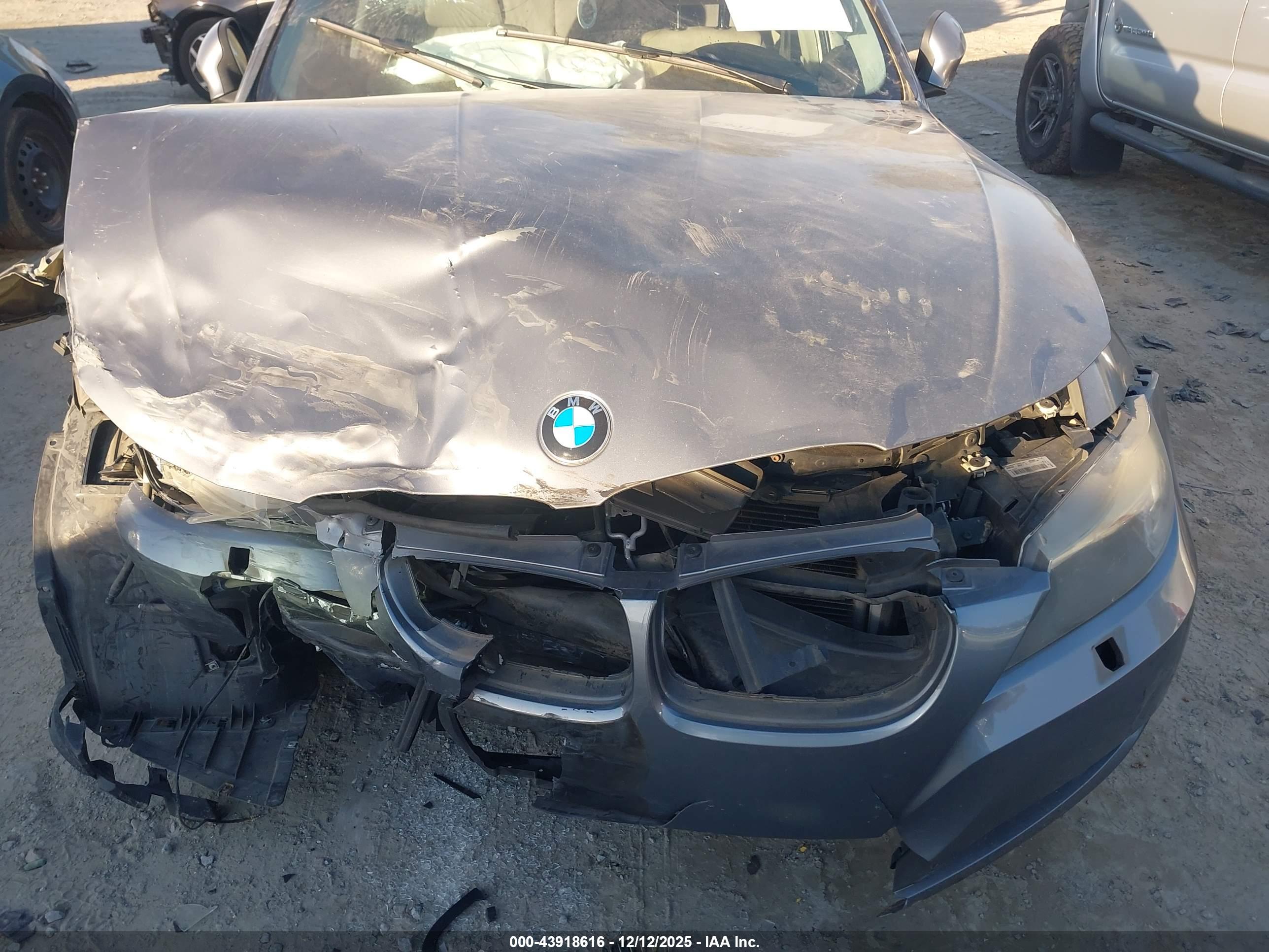 BMW 328I image 6