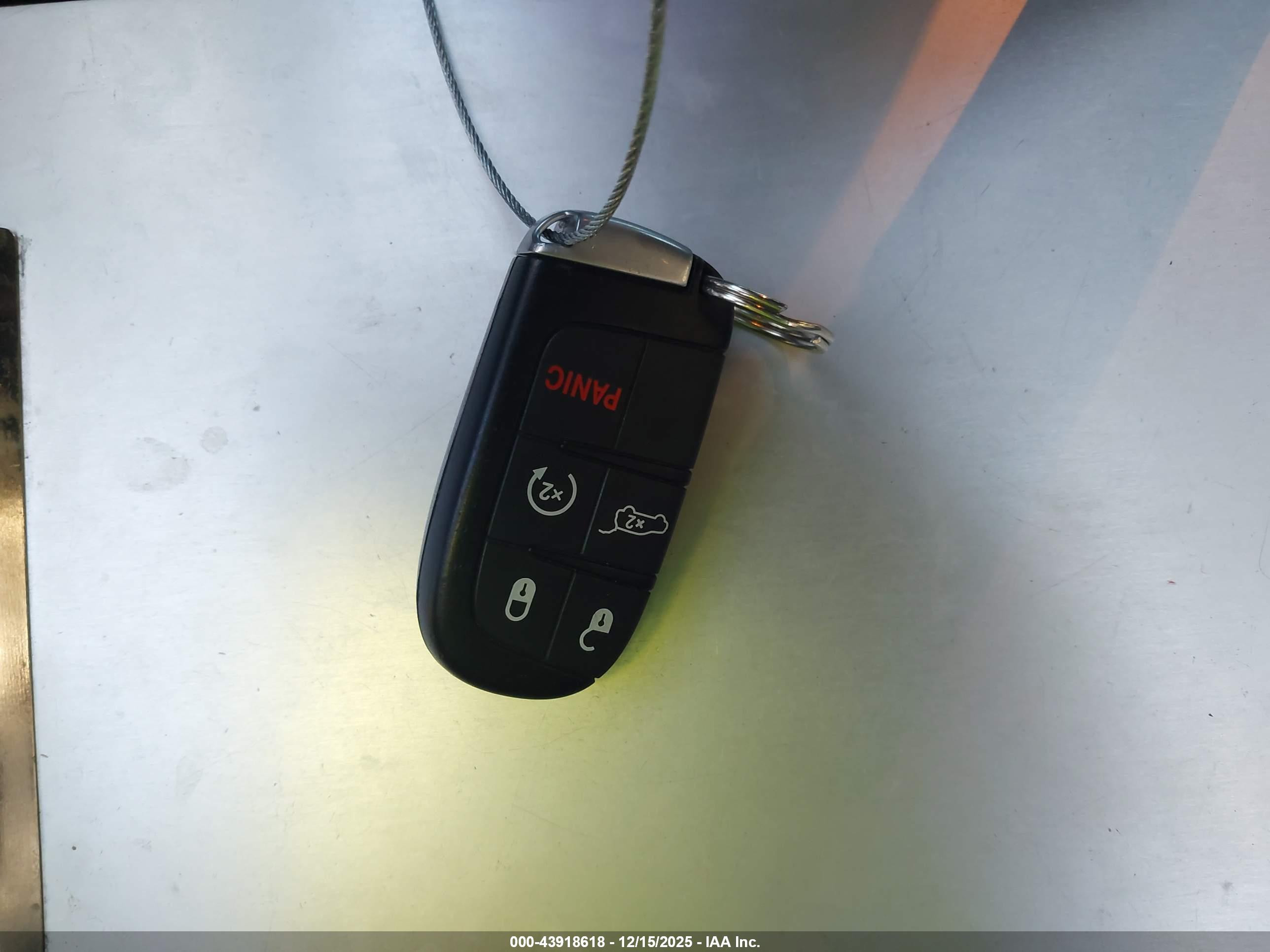 JEEP GRAND image 11