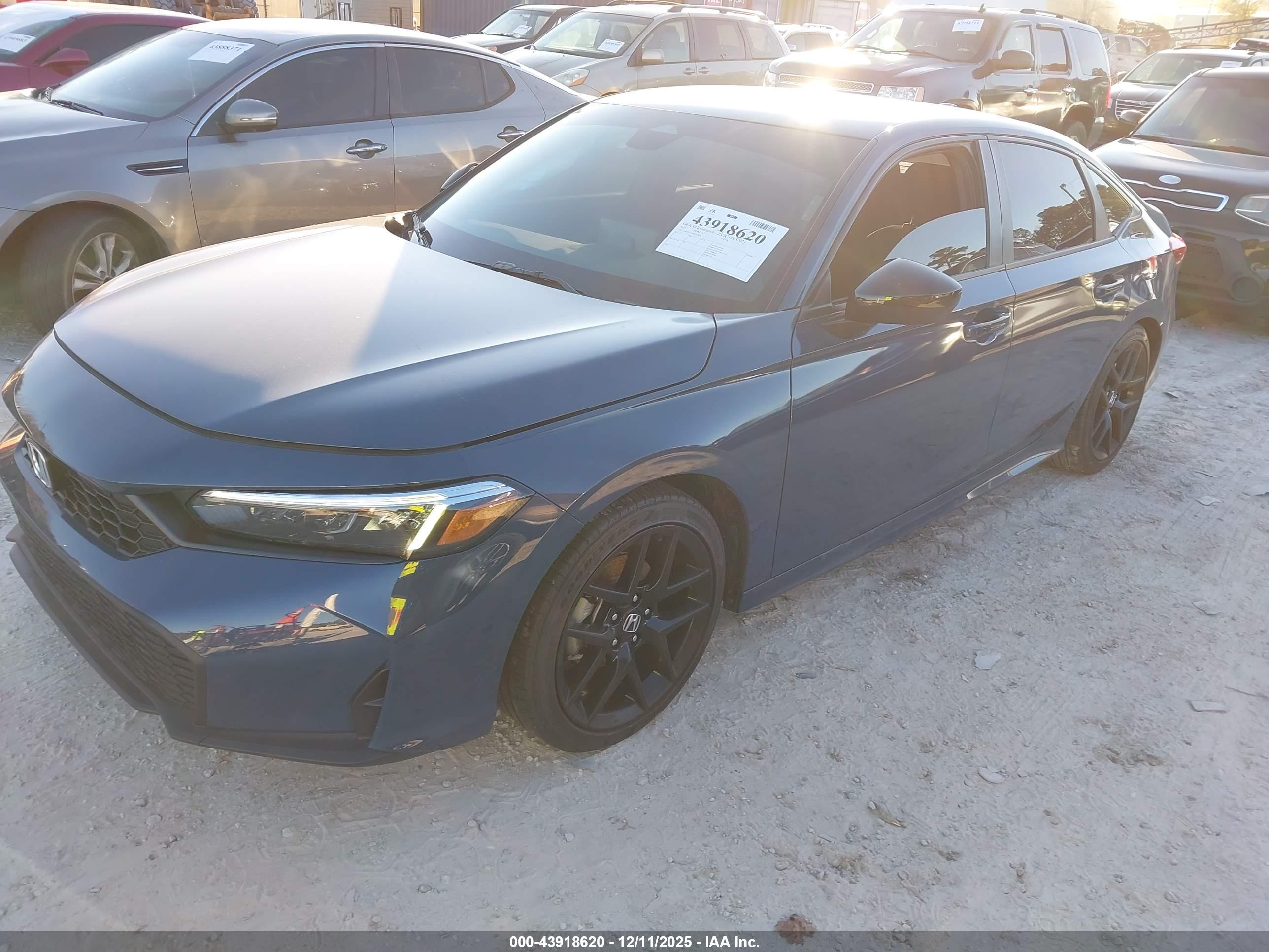 HONDA CIVIC image 2
