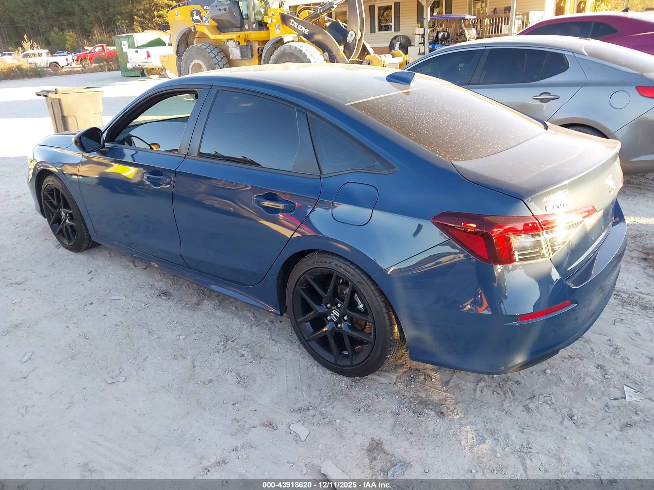 HONDA CIVIC image 3